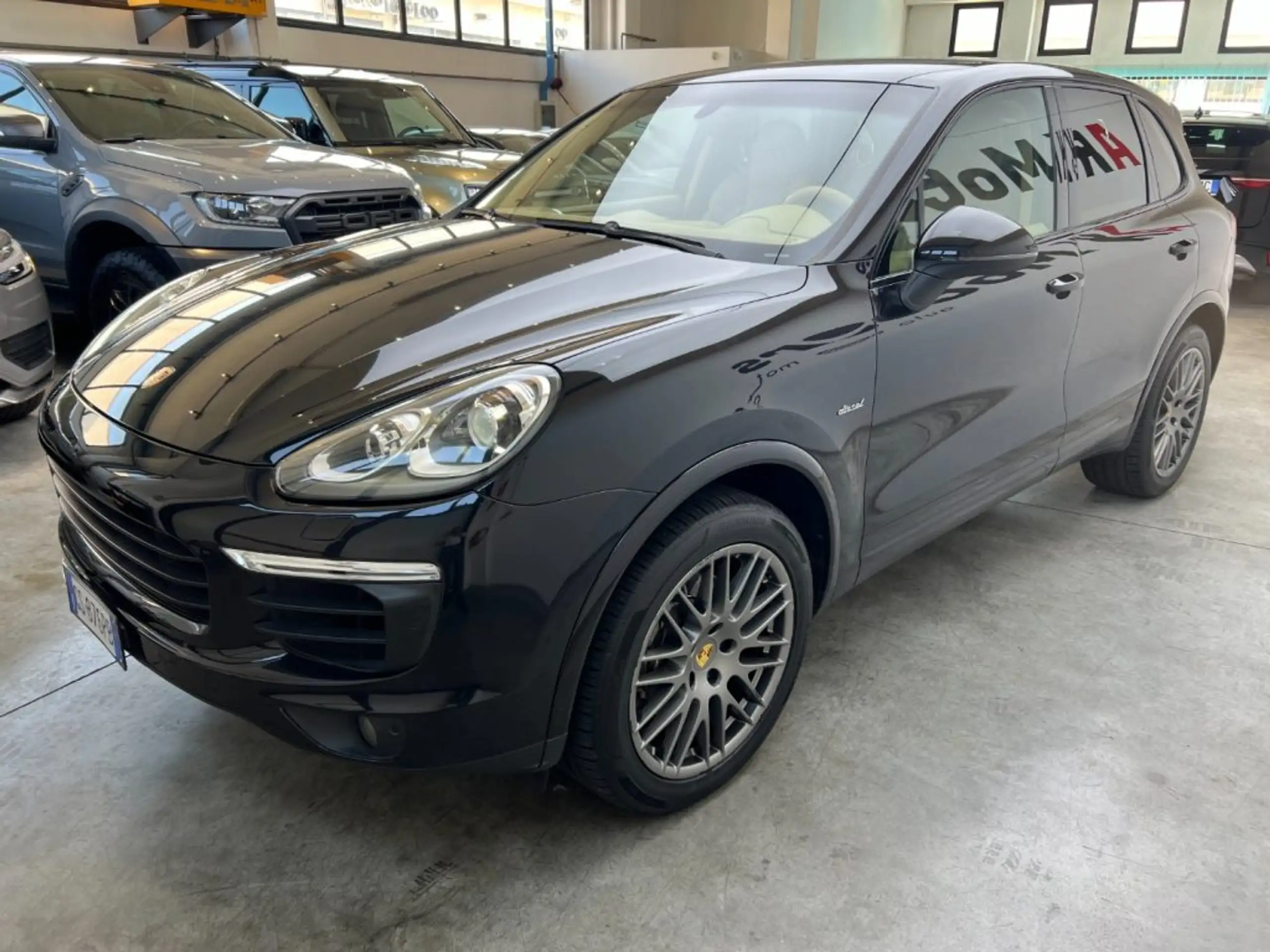 Porsche - Cayenne