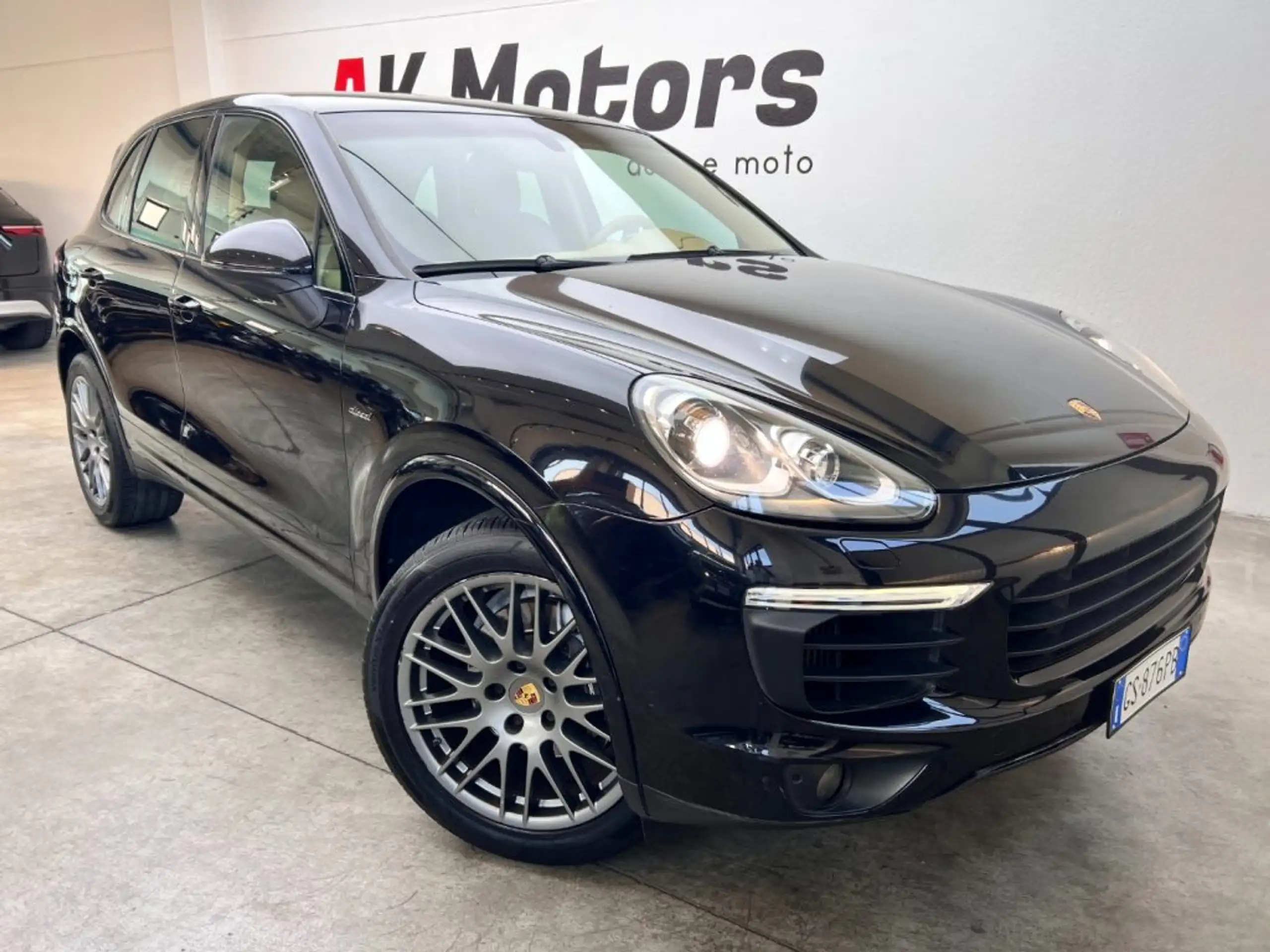 Porsche - Cayenne