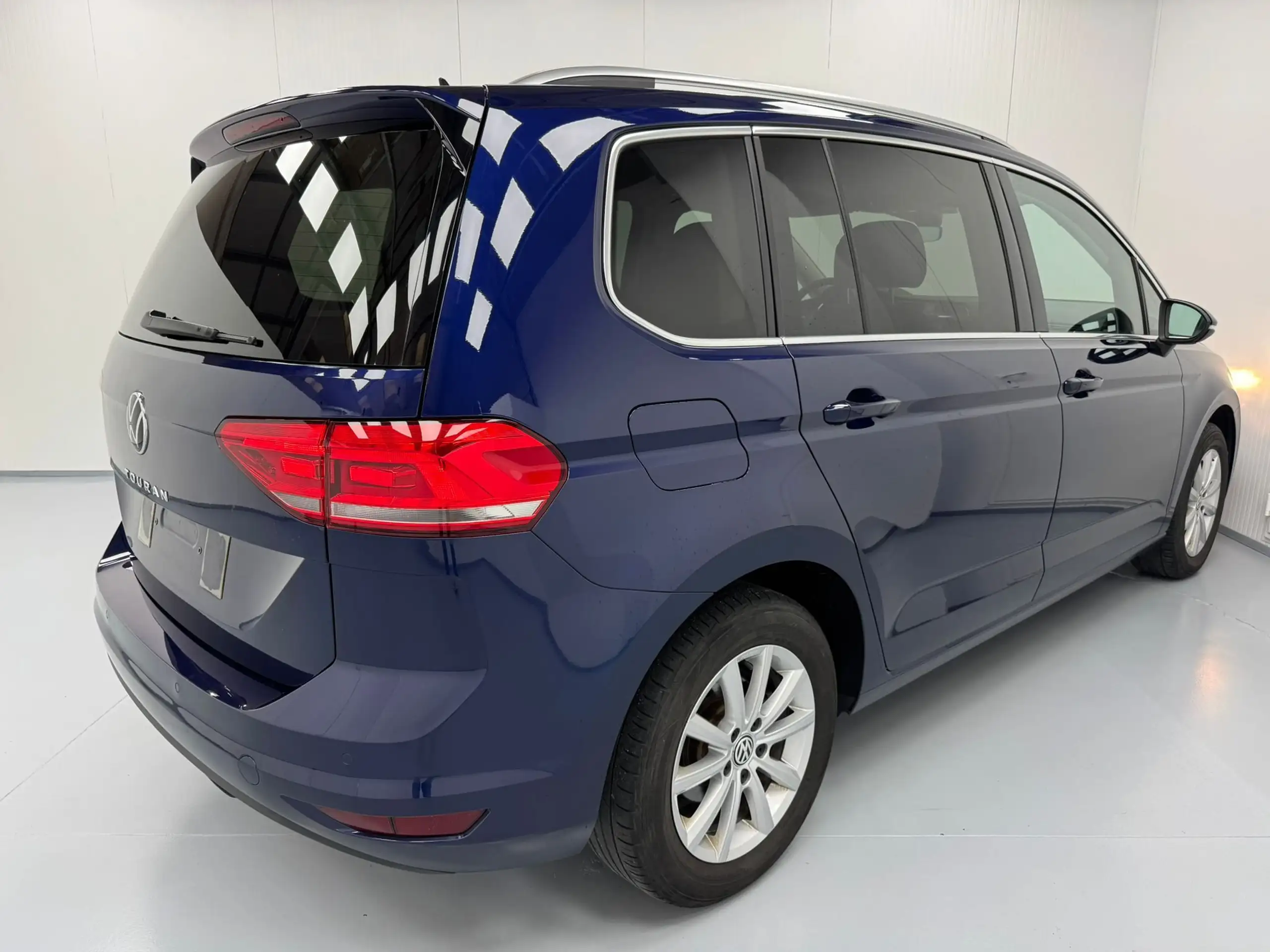 Volkswagen - Touran