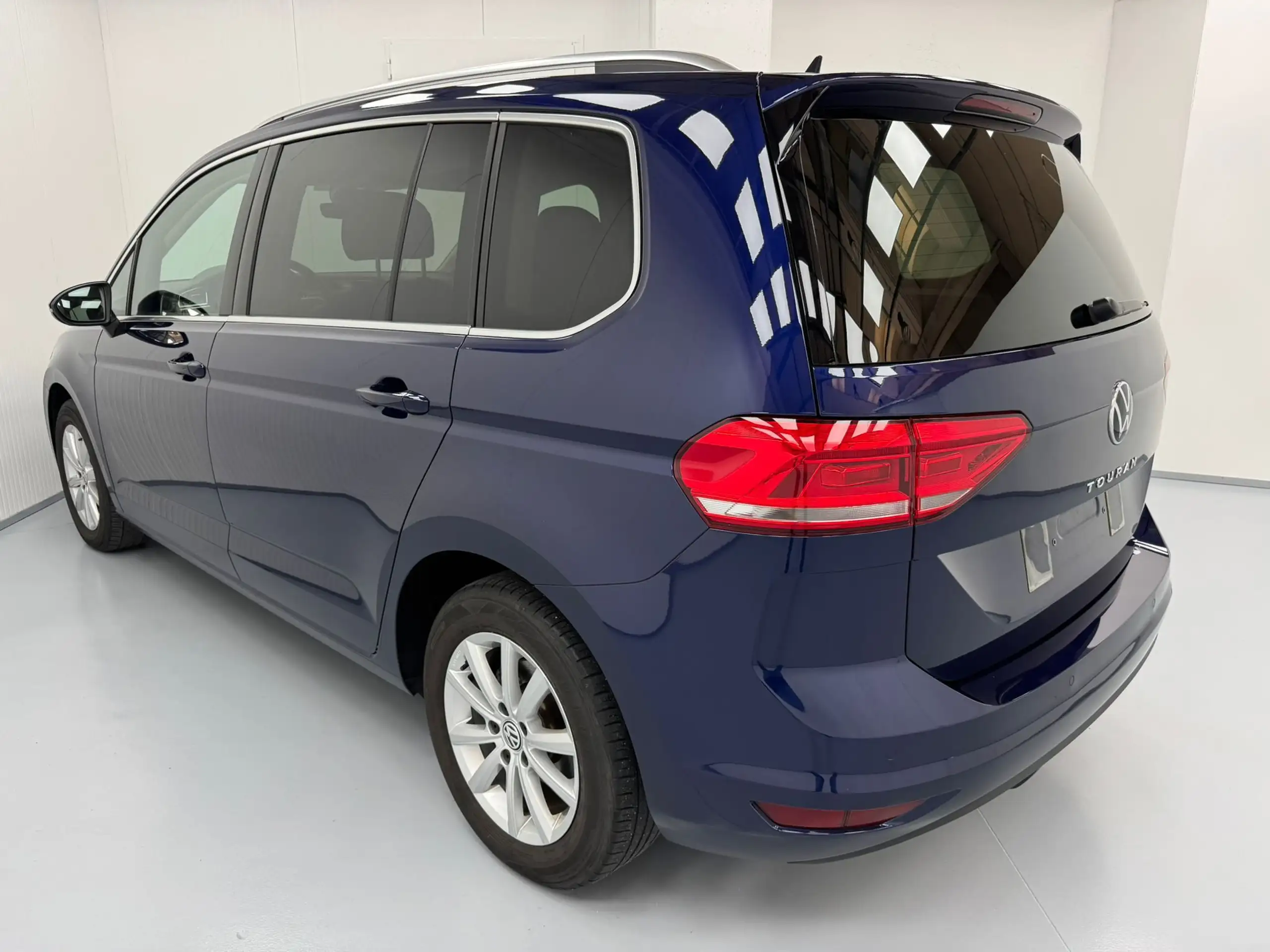 Volkswagen - Touran