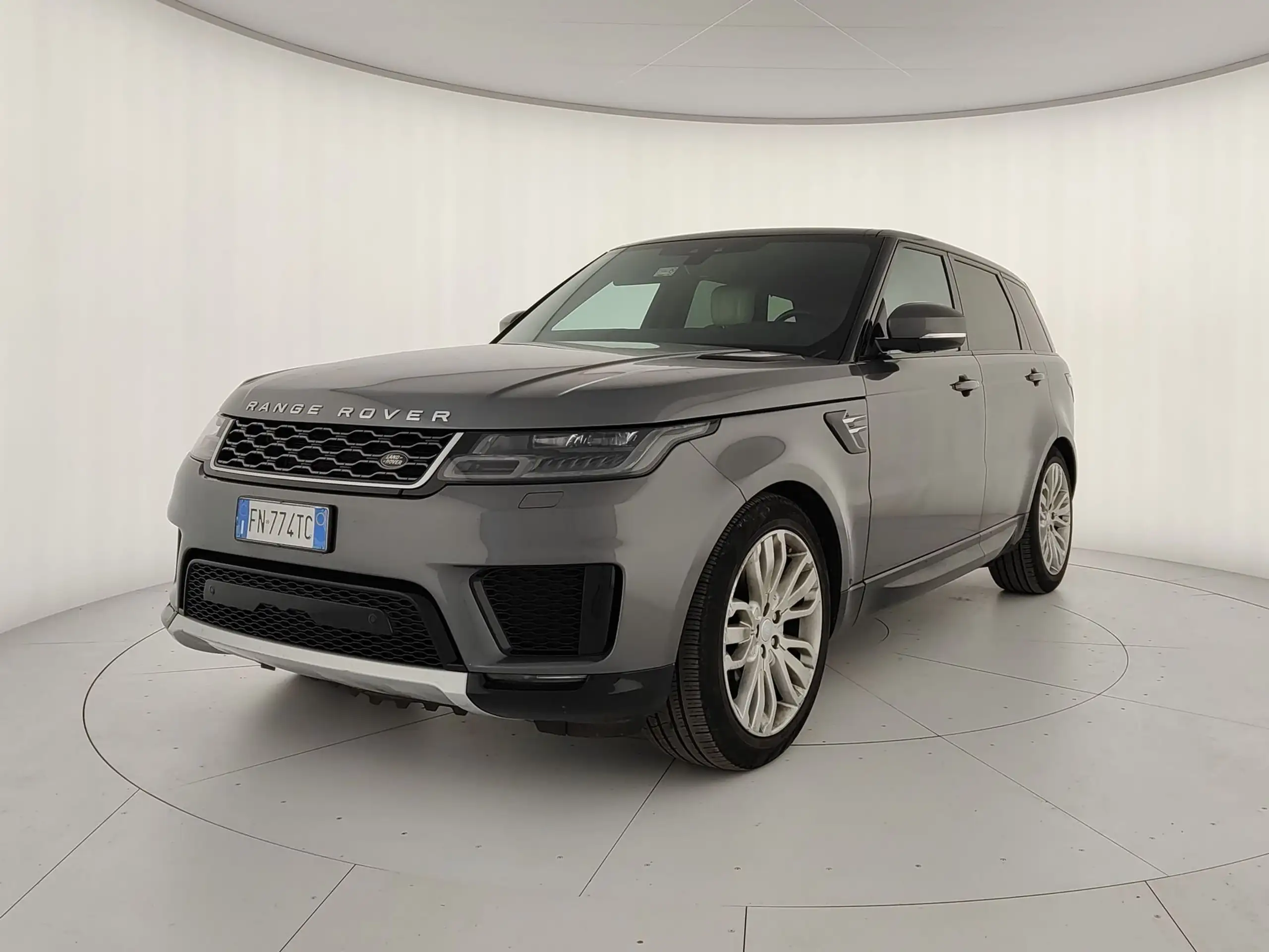 Land Rover - Range Rover Sport