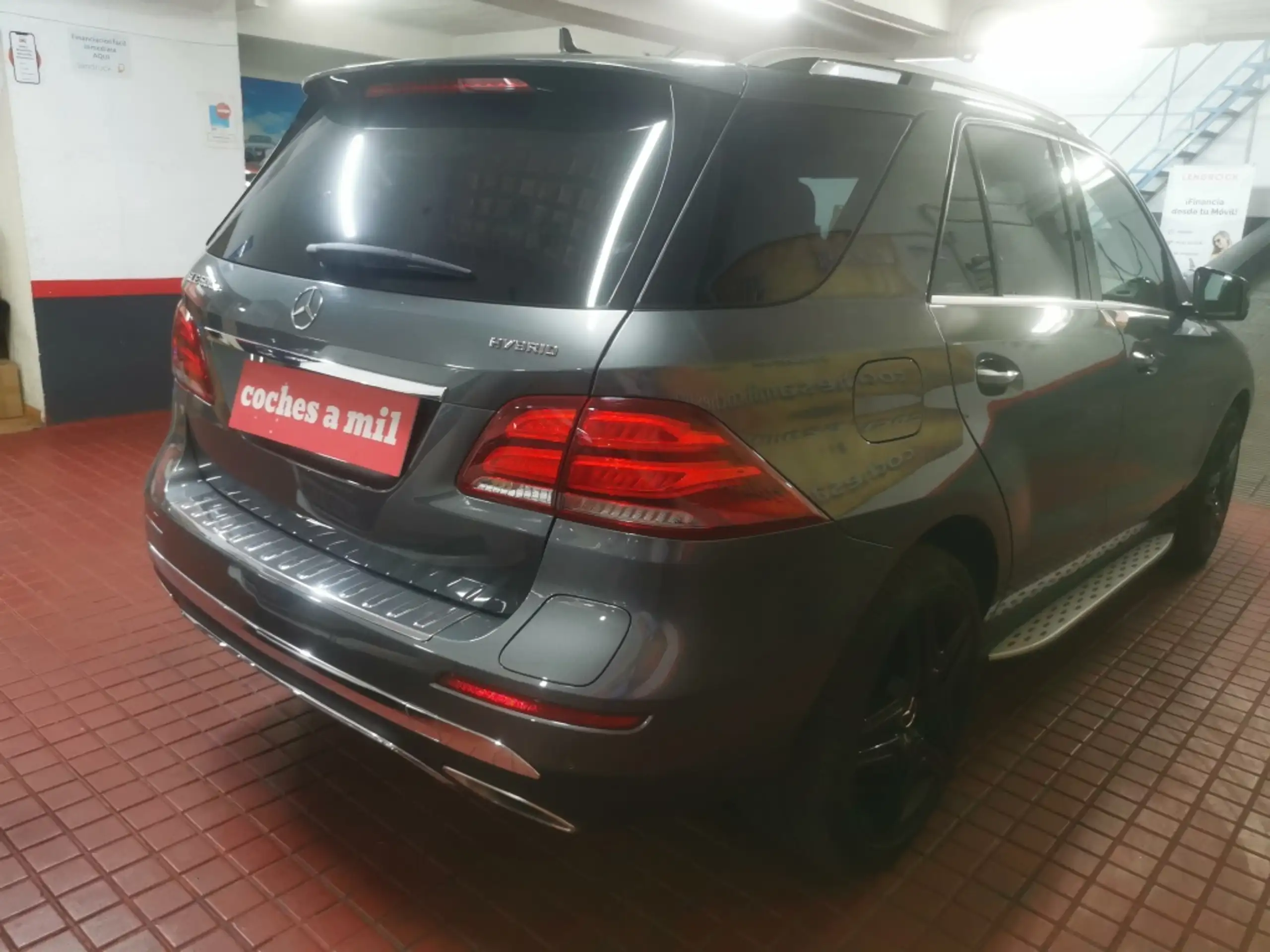 Mercedes-Benz - GLE 500