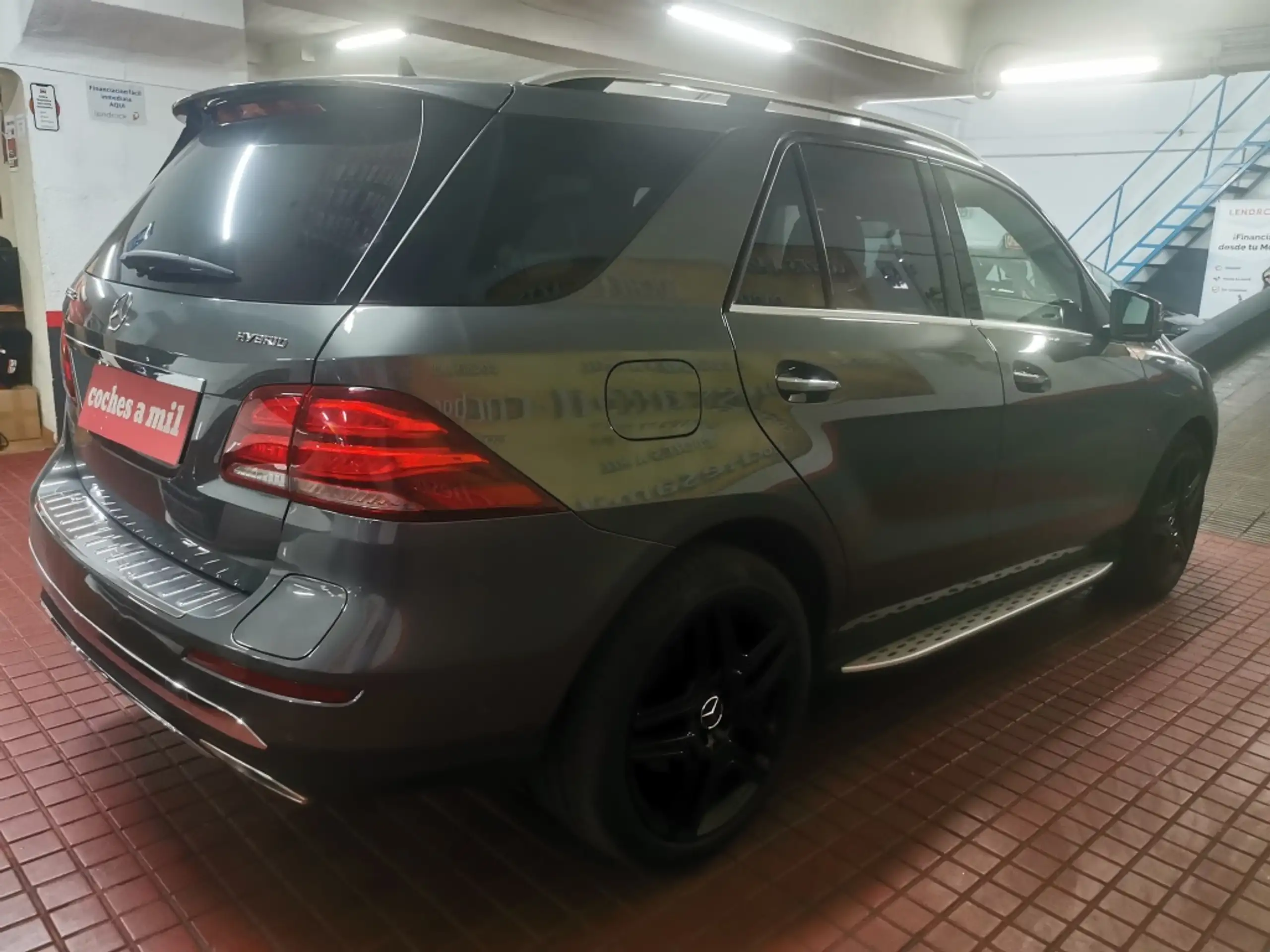 Mercedes-Benz - GLE 500