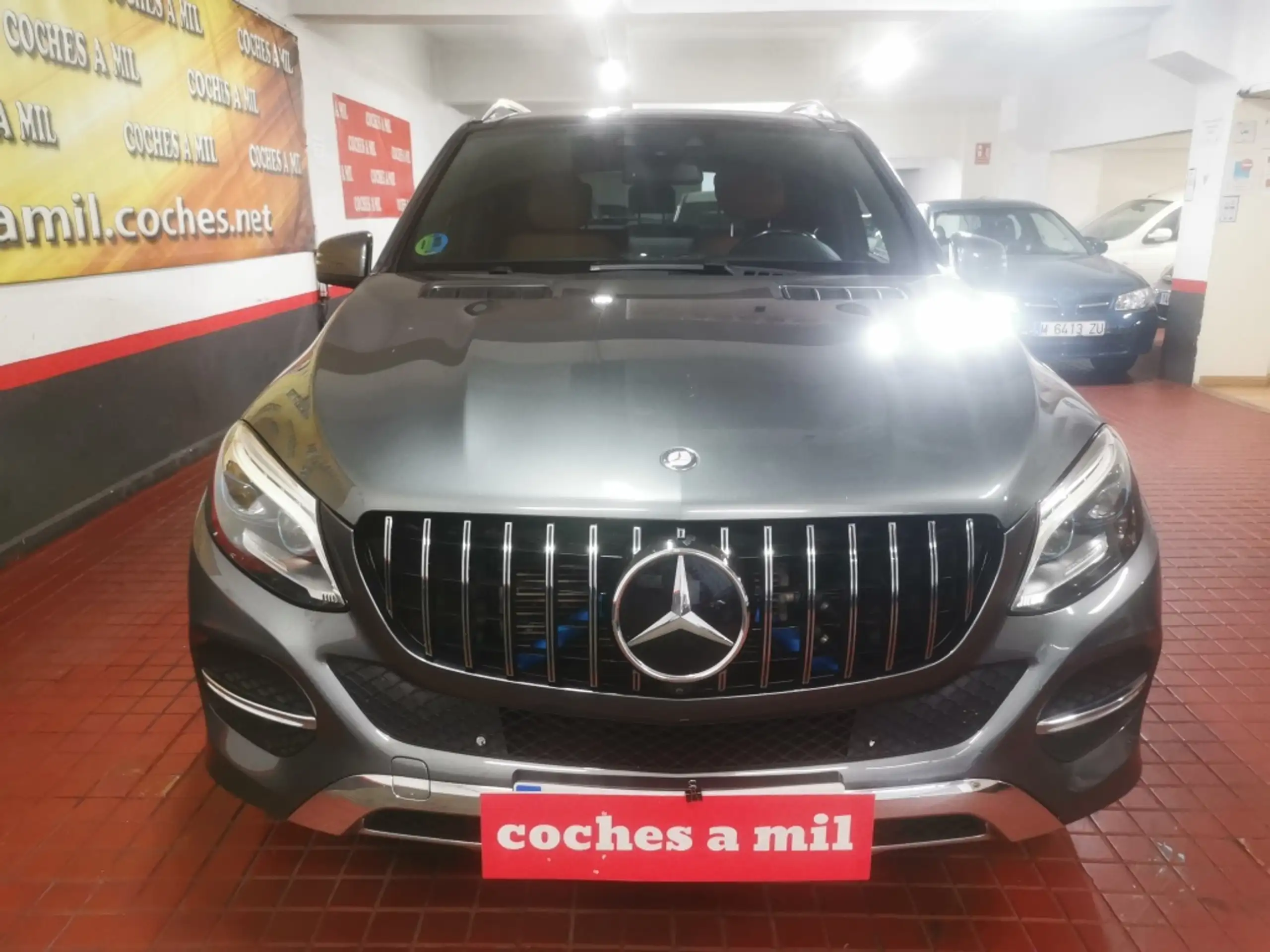 Mercedes-Benz - GLE 500