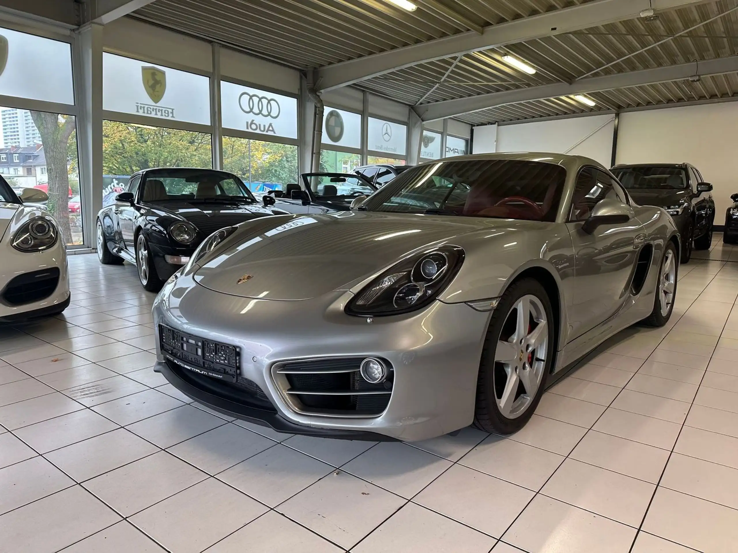 Porsche - Cayman