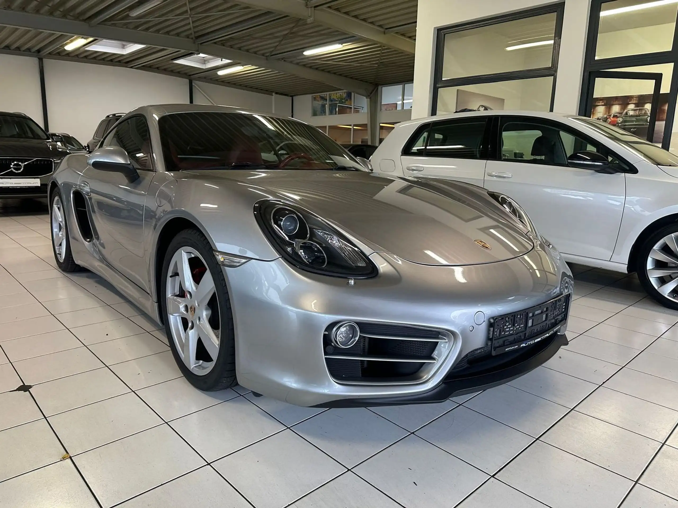 Porsche - Cayman