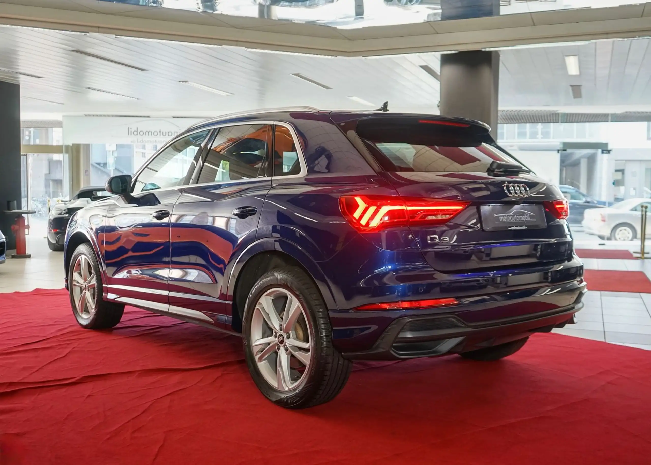 Audi - Q3