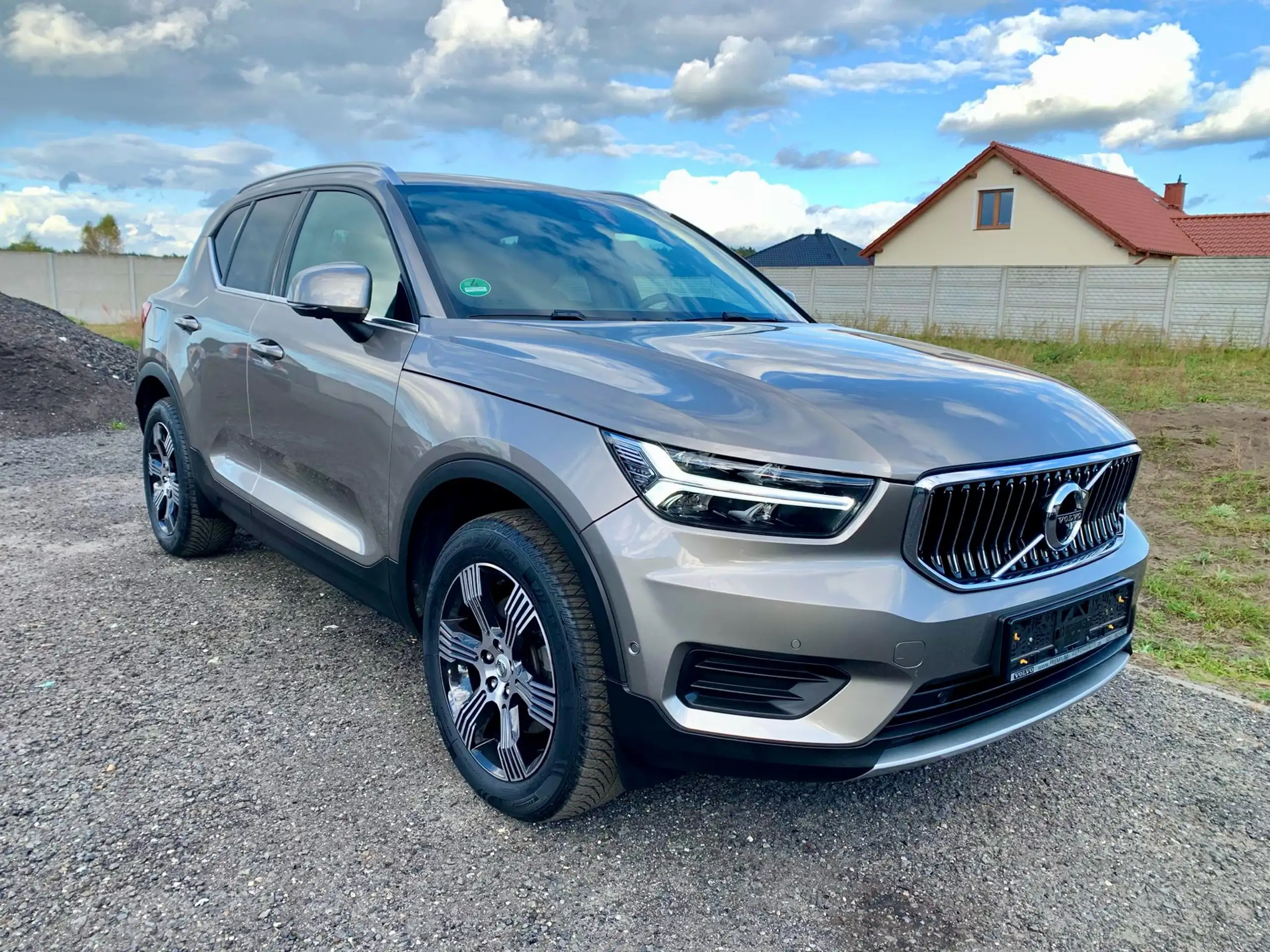 Volvo - XC40