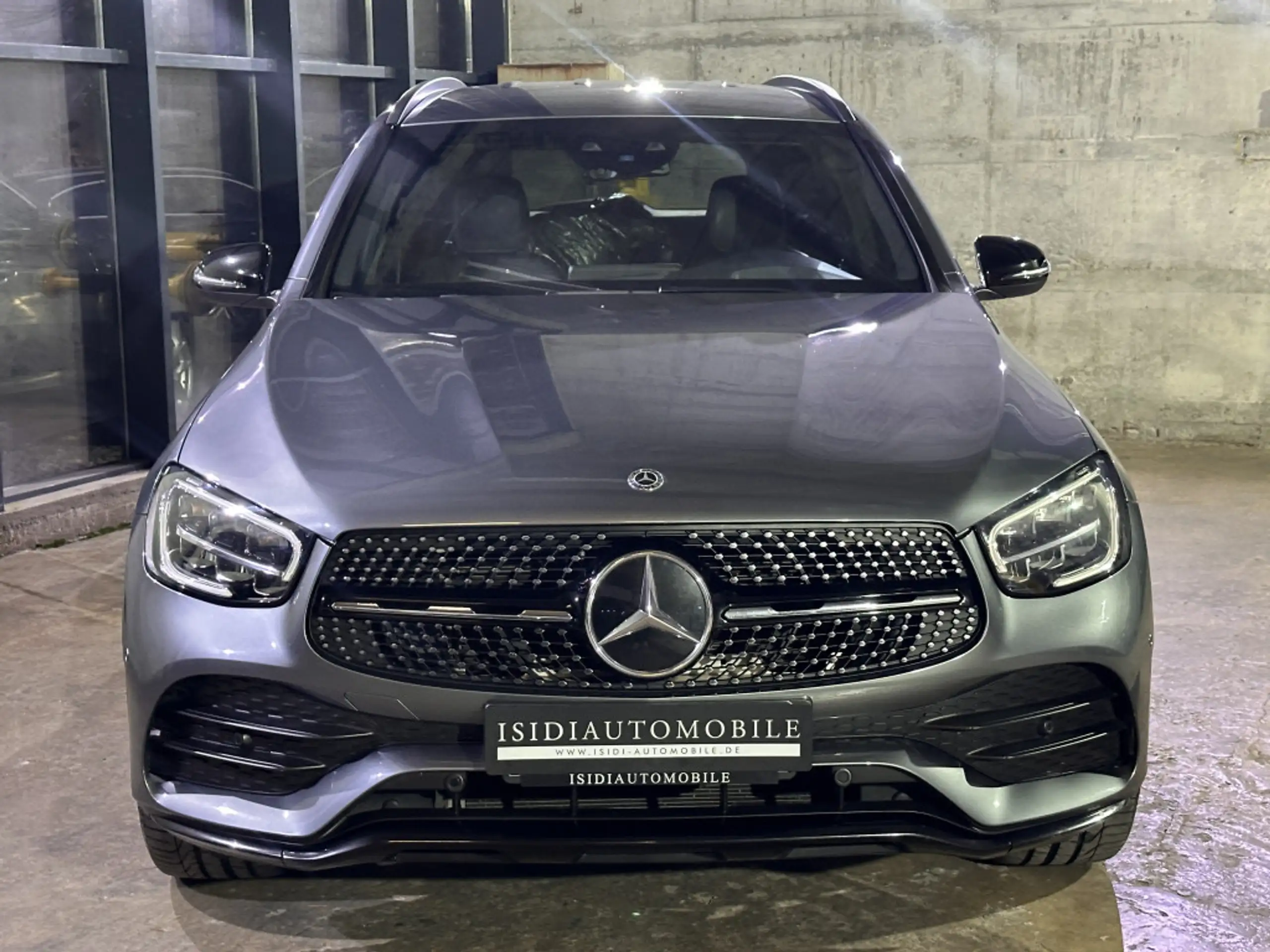 Mercedes-Benz - GLC 200