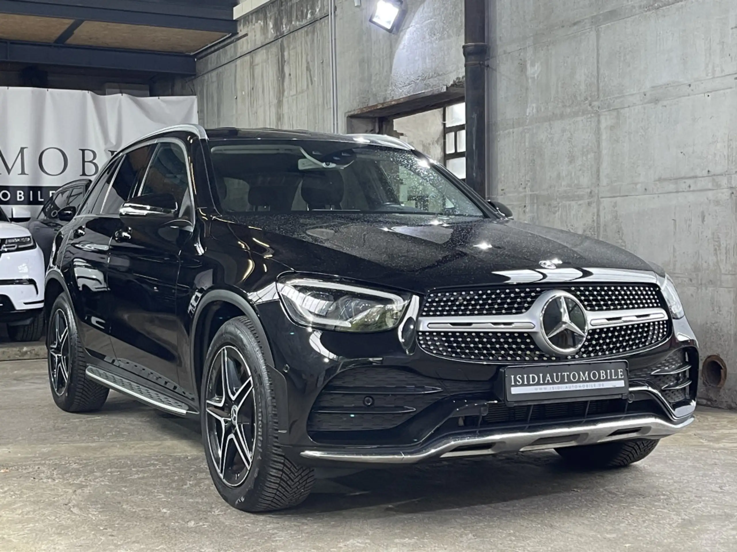 Mercedes-Benz - GLC 200