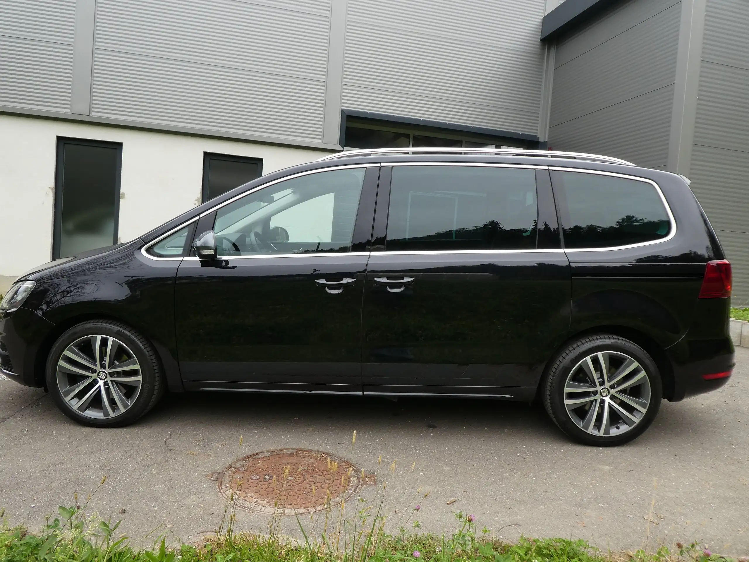 SEAT - Alhambra