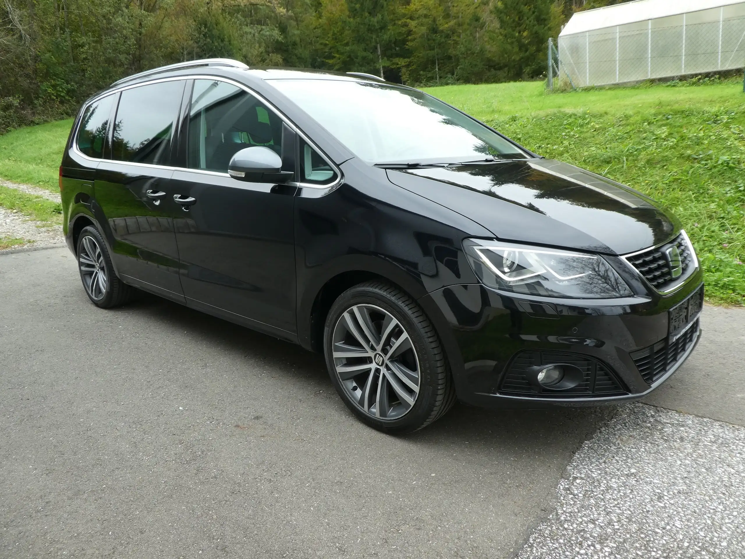 SEAT - Alhambra