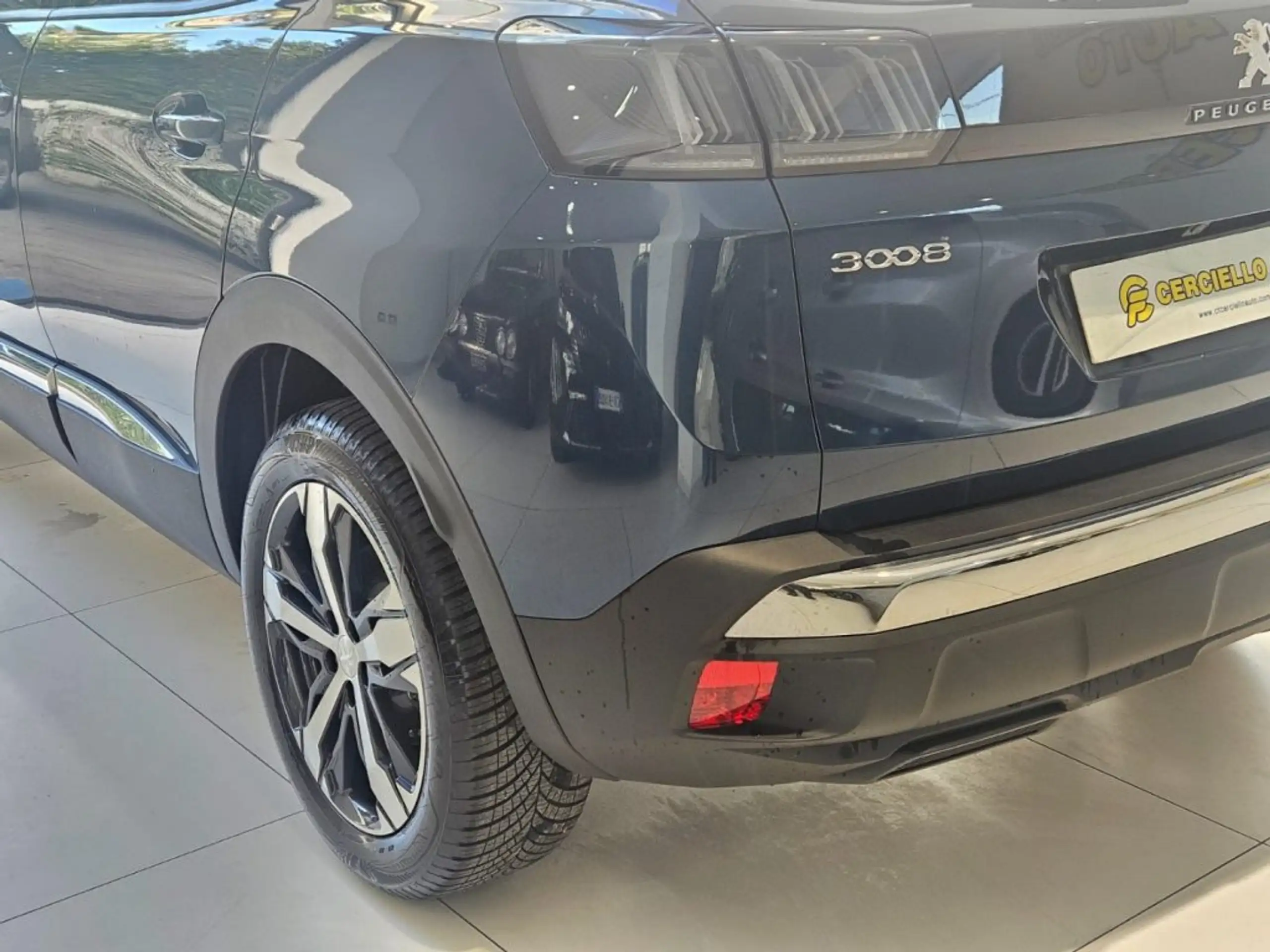 Peugeot - 3008