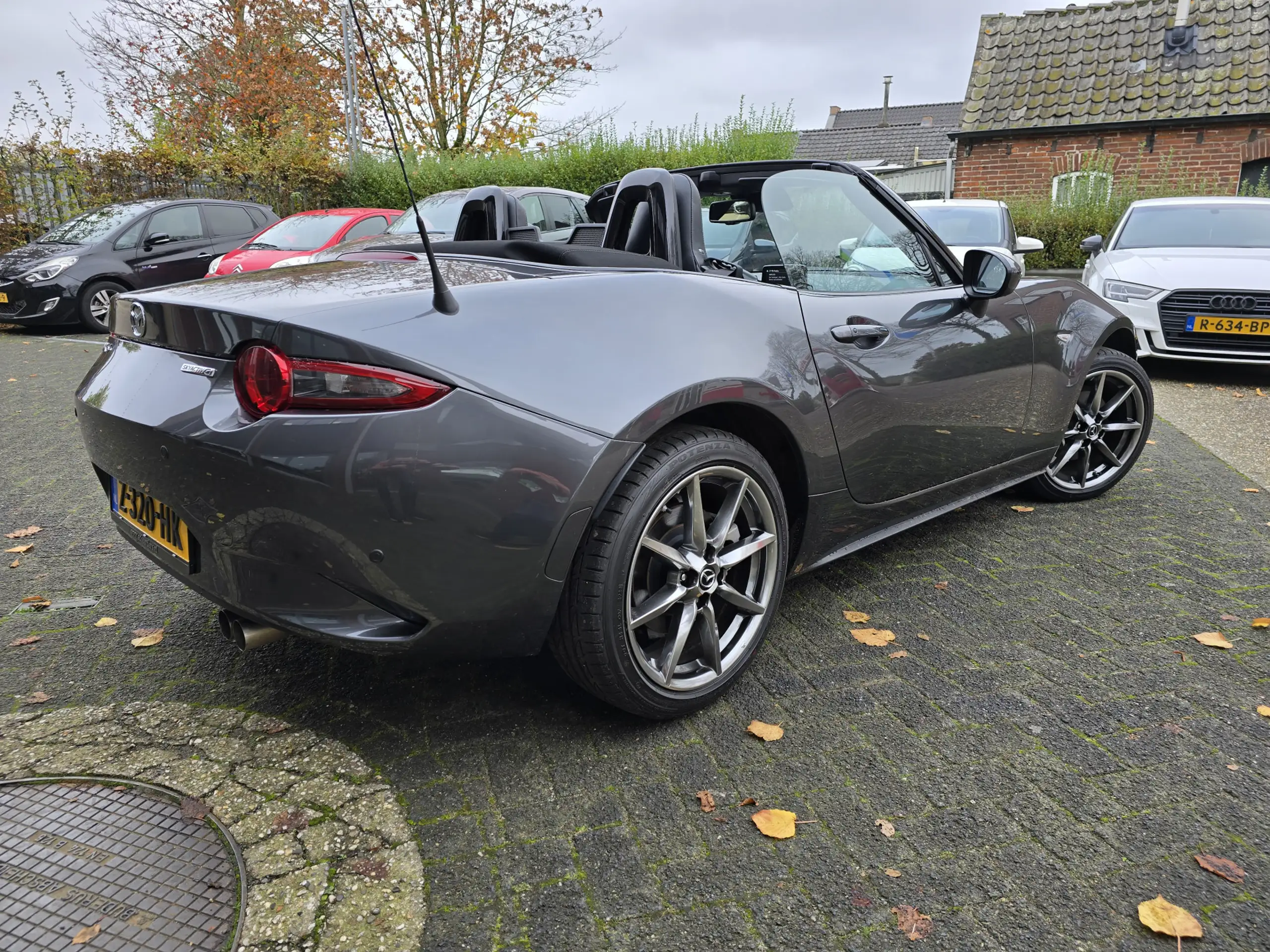 Mazda - MX-5