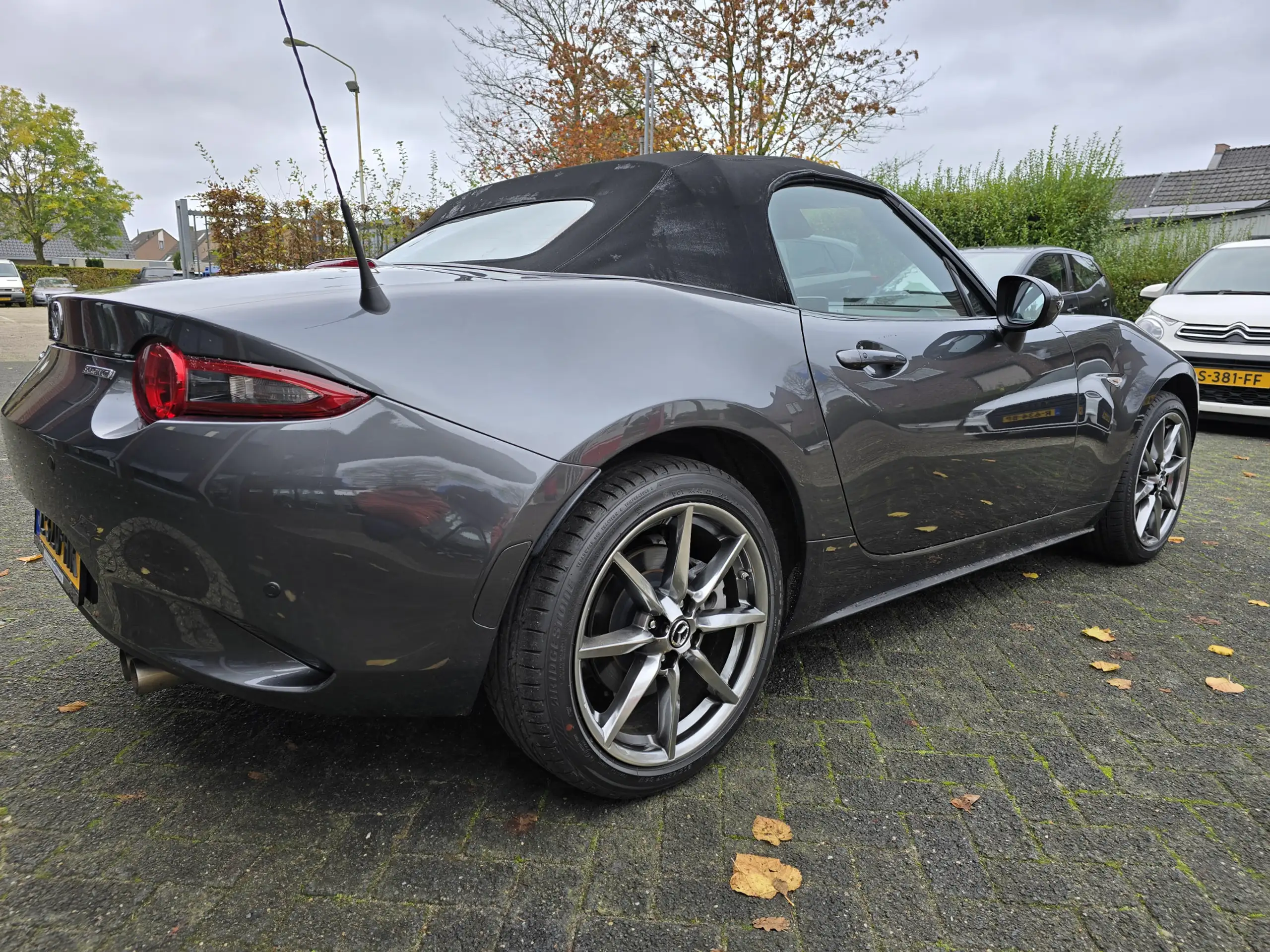 Mazda - MX-5