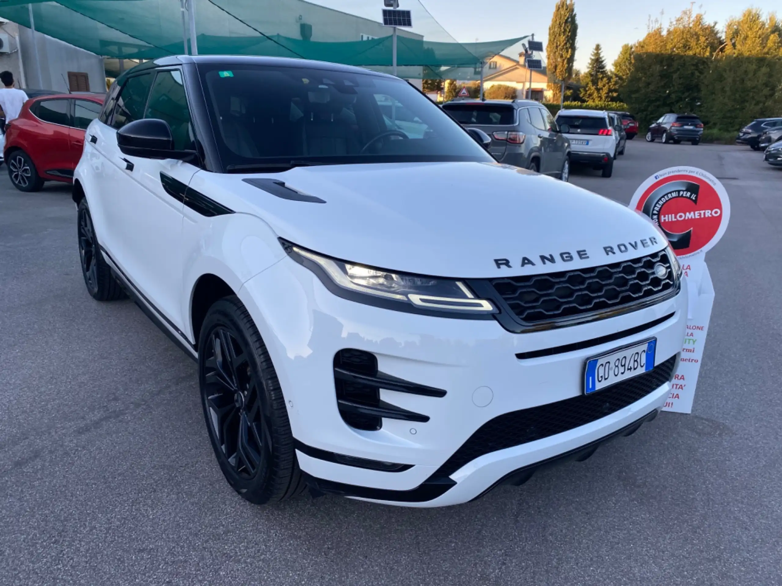 Land Rover - Range Rover Evoque