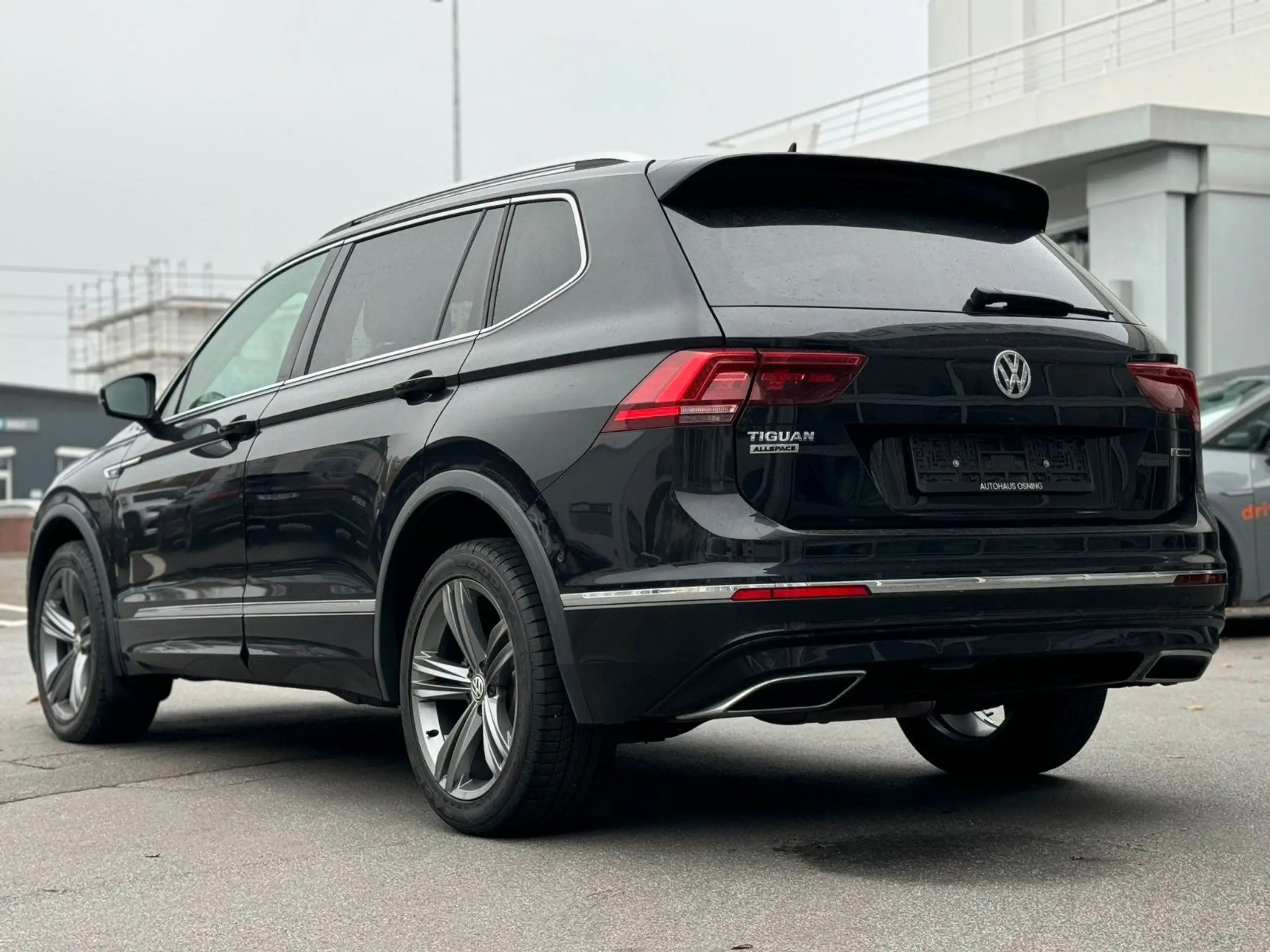 Volkswagen - Tiguan Allspace