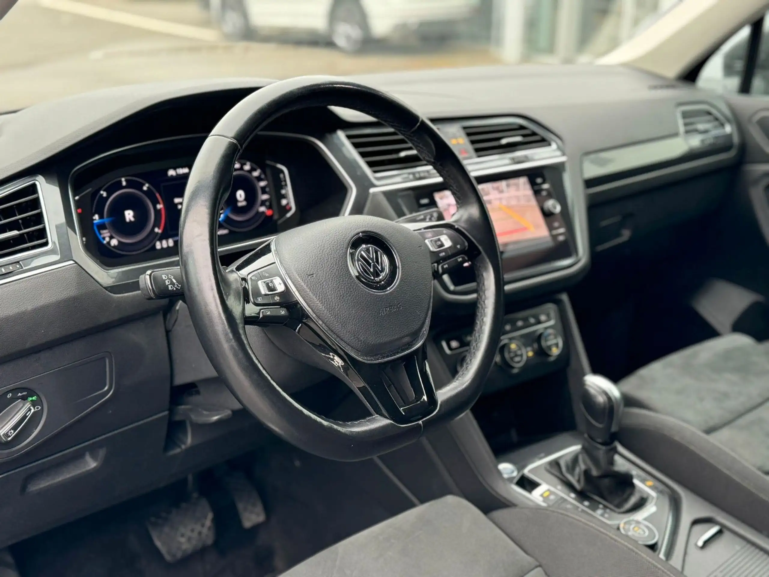 Volkswagen - Tiguan Allspace