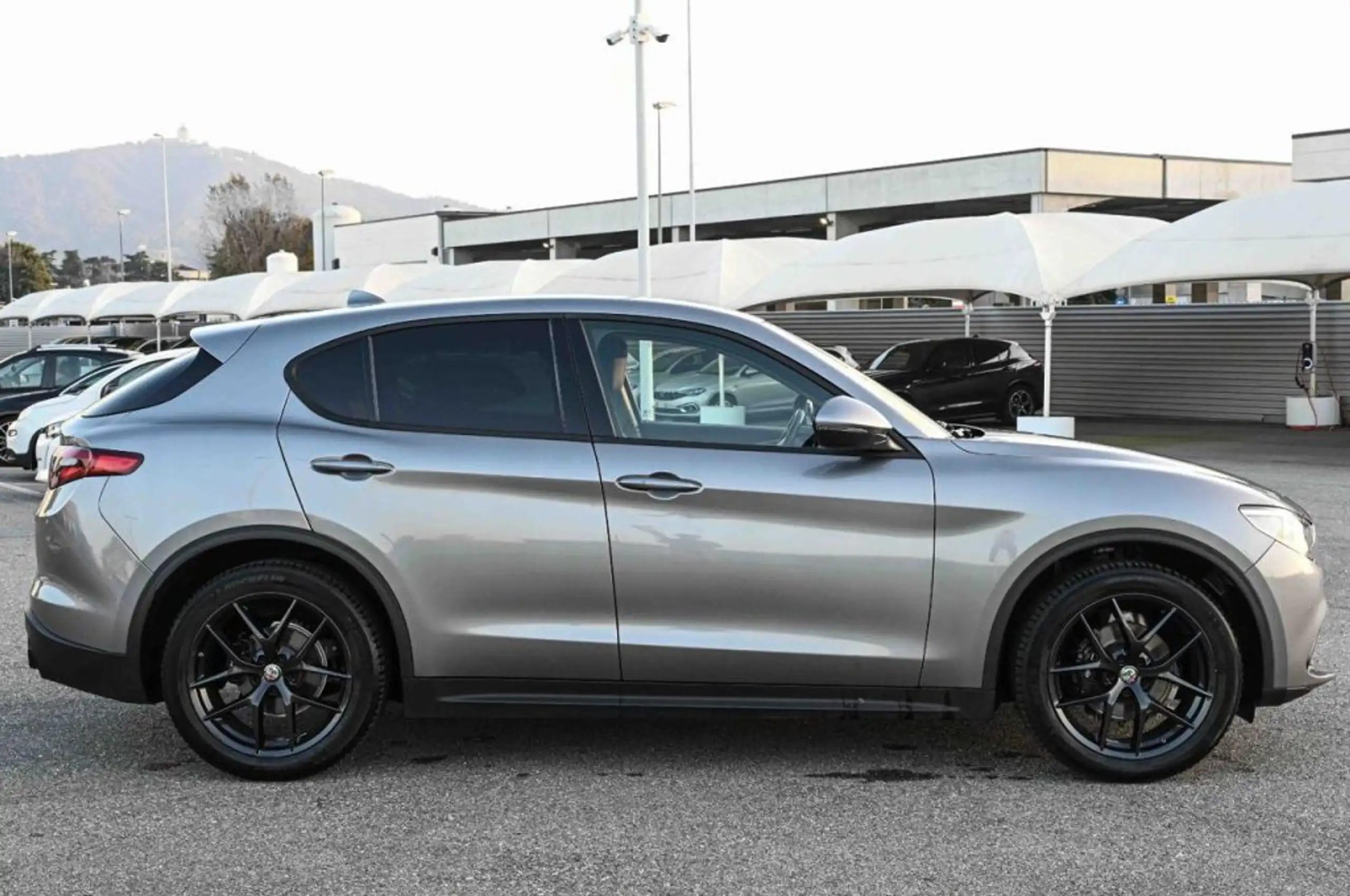 Alfa Romeo - Stelvio