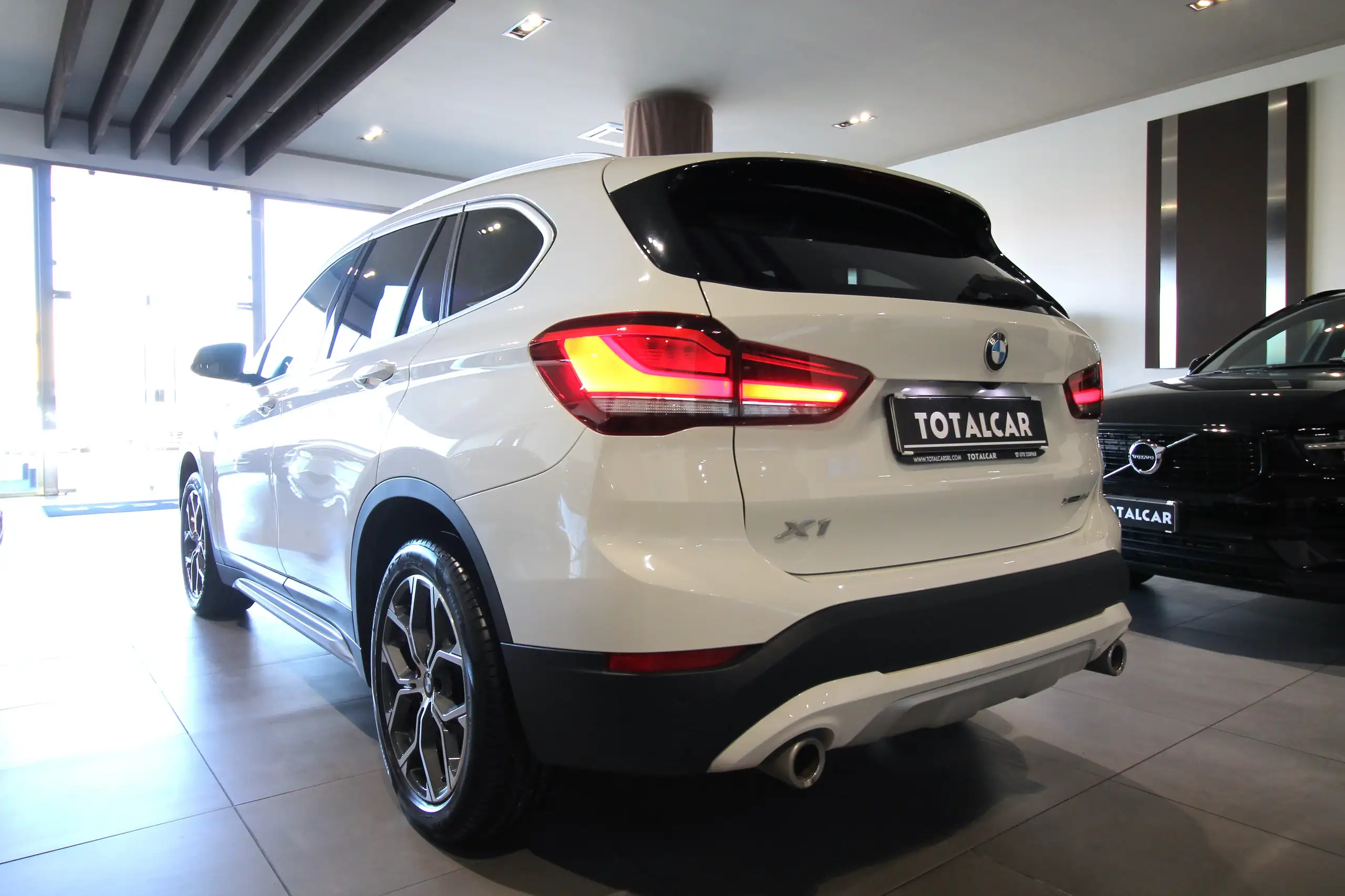 BMW - X1