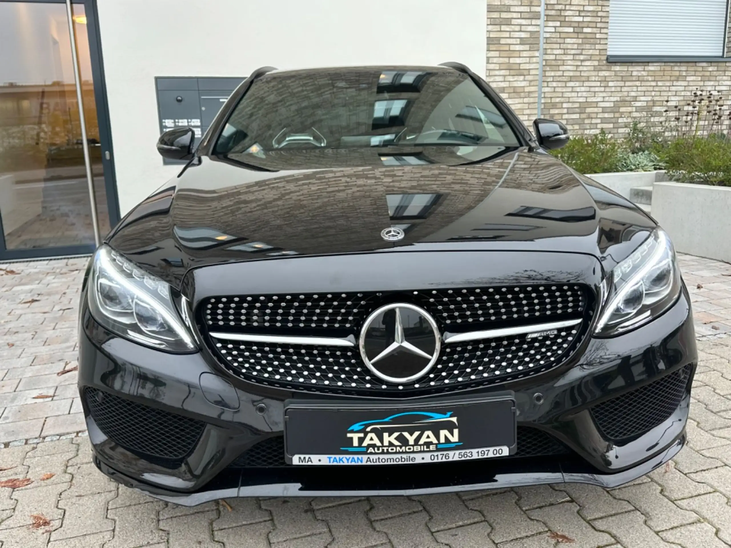 Mercedes-Benz - C 43 AMG