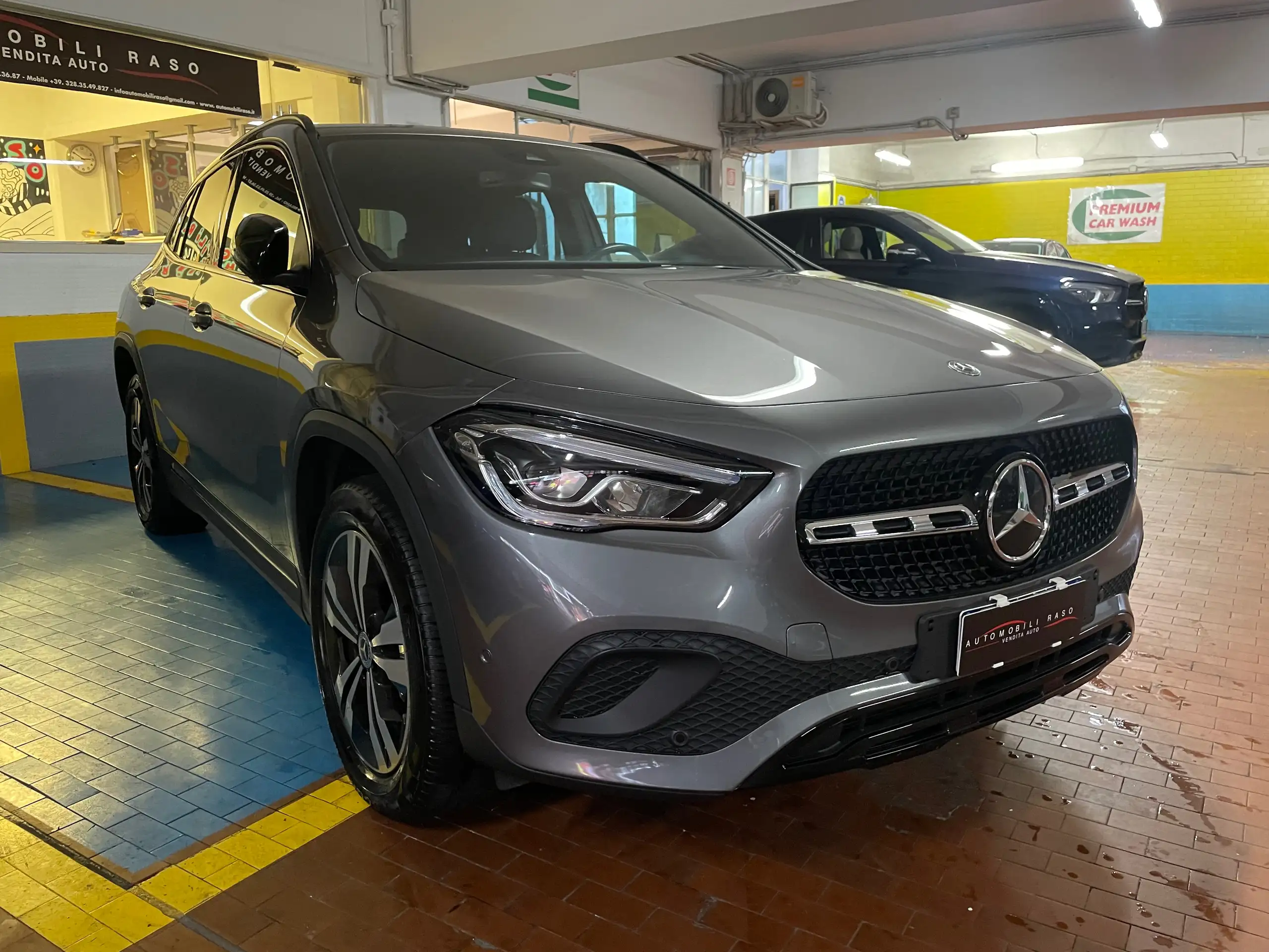 Mercedes-Benz - GLA 250