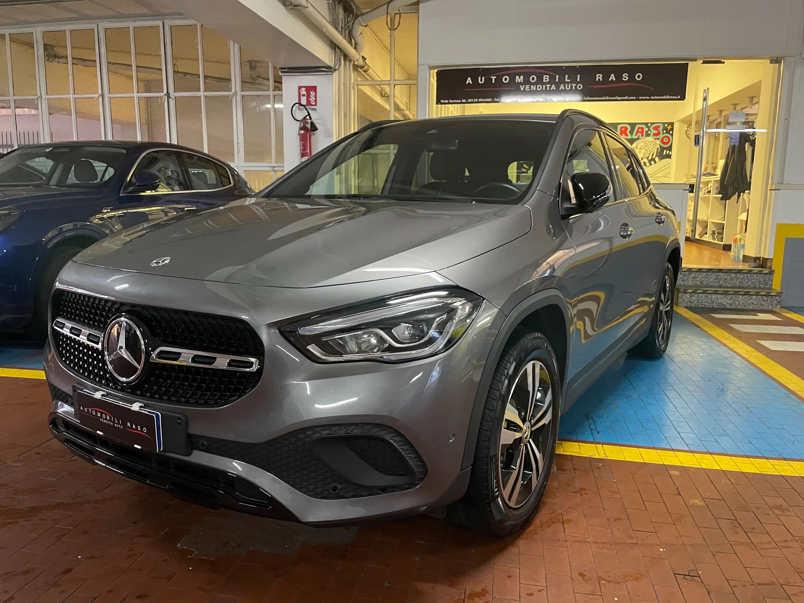 Mercedes-Benz - GLA 250