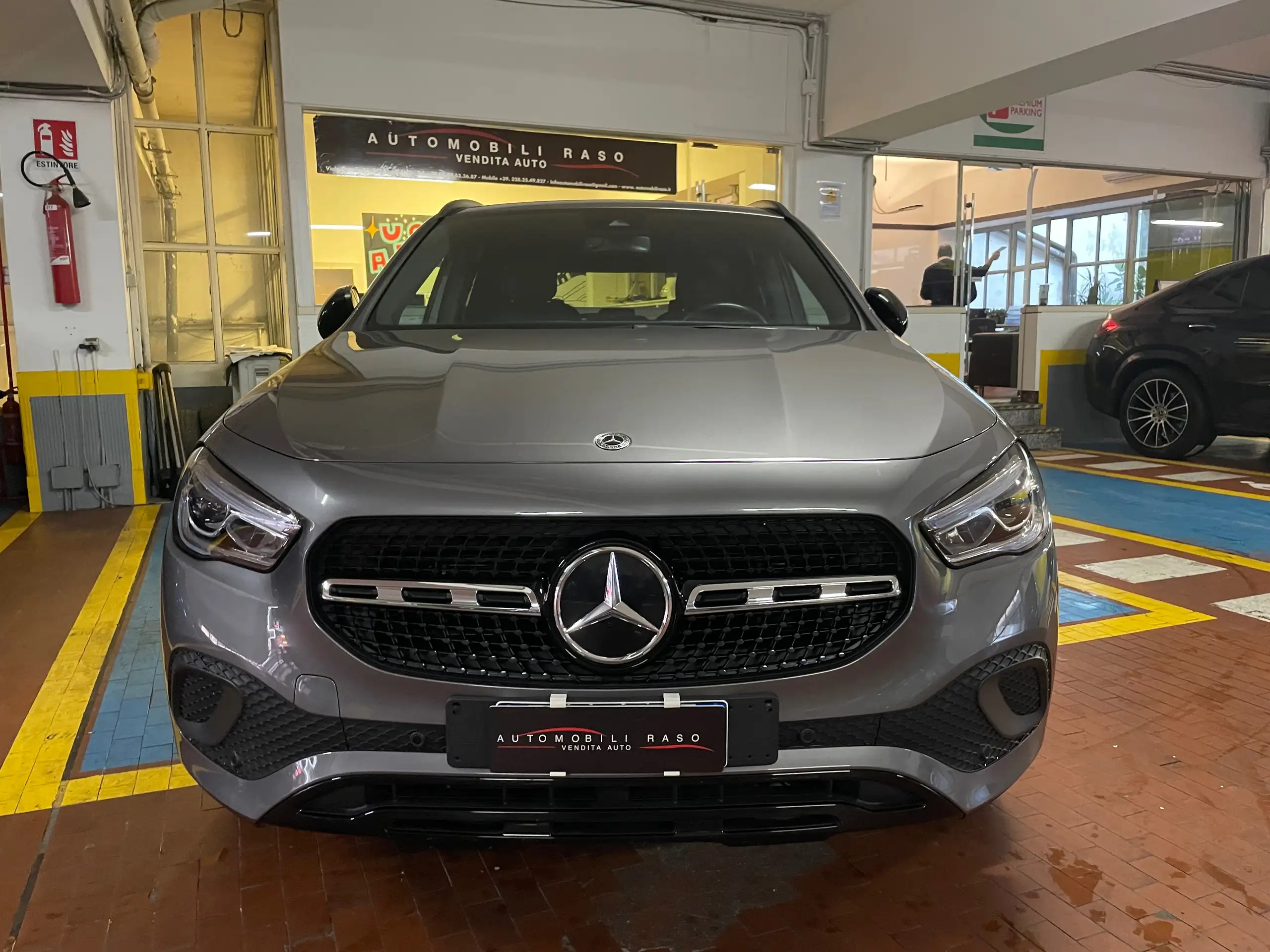 Mercedes-Benz - GLA 250