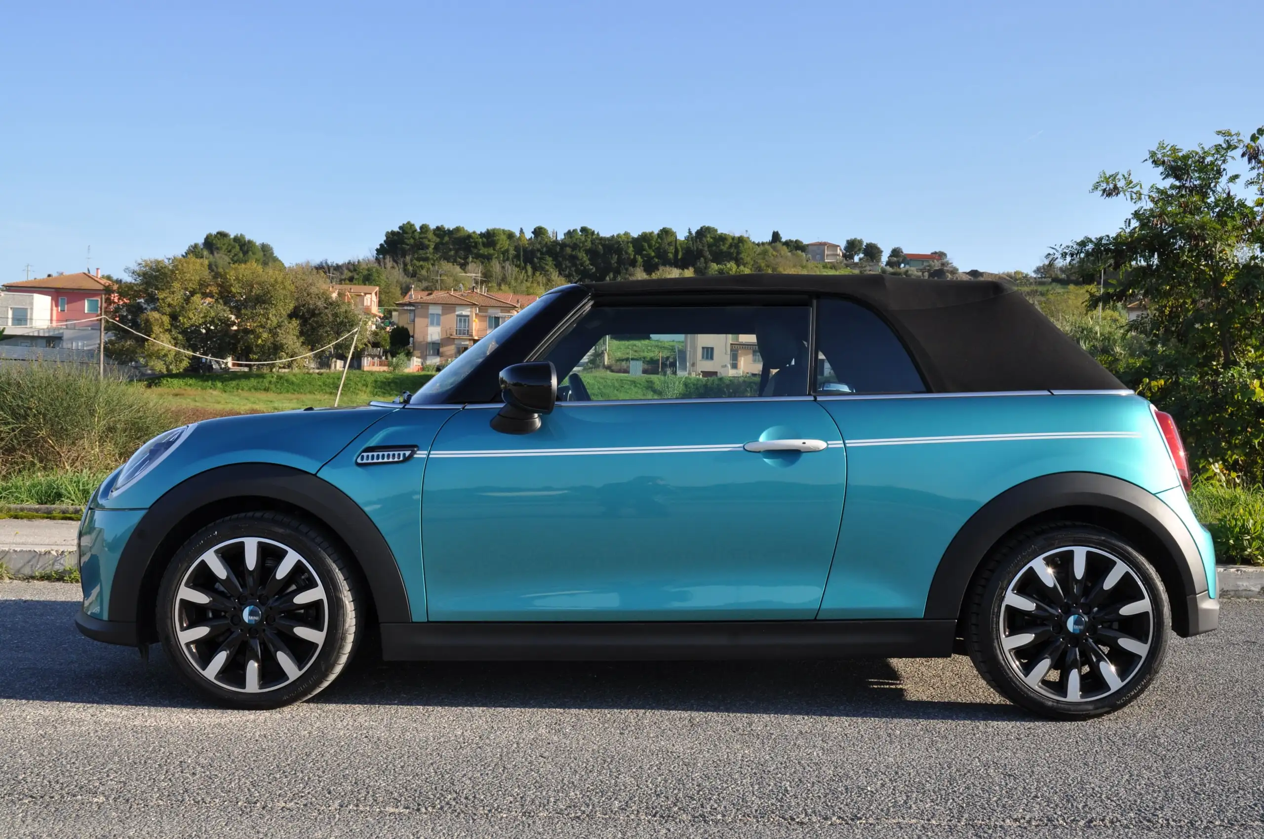 MINI - Cooper Cabrio