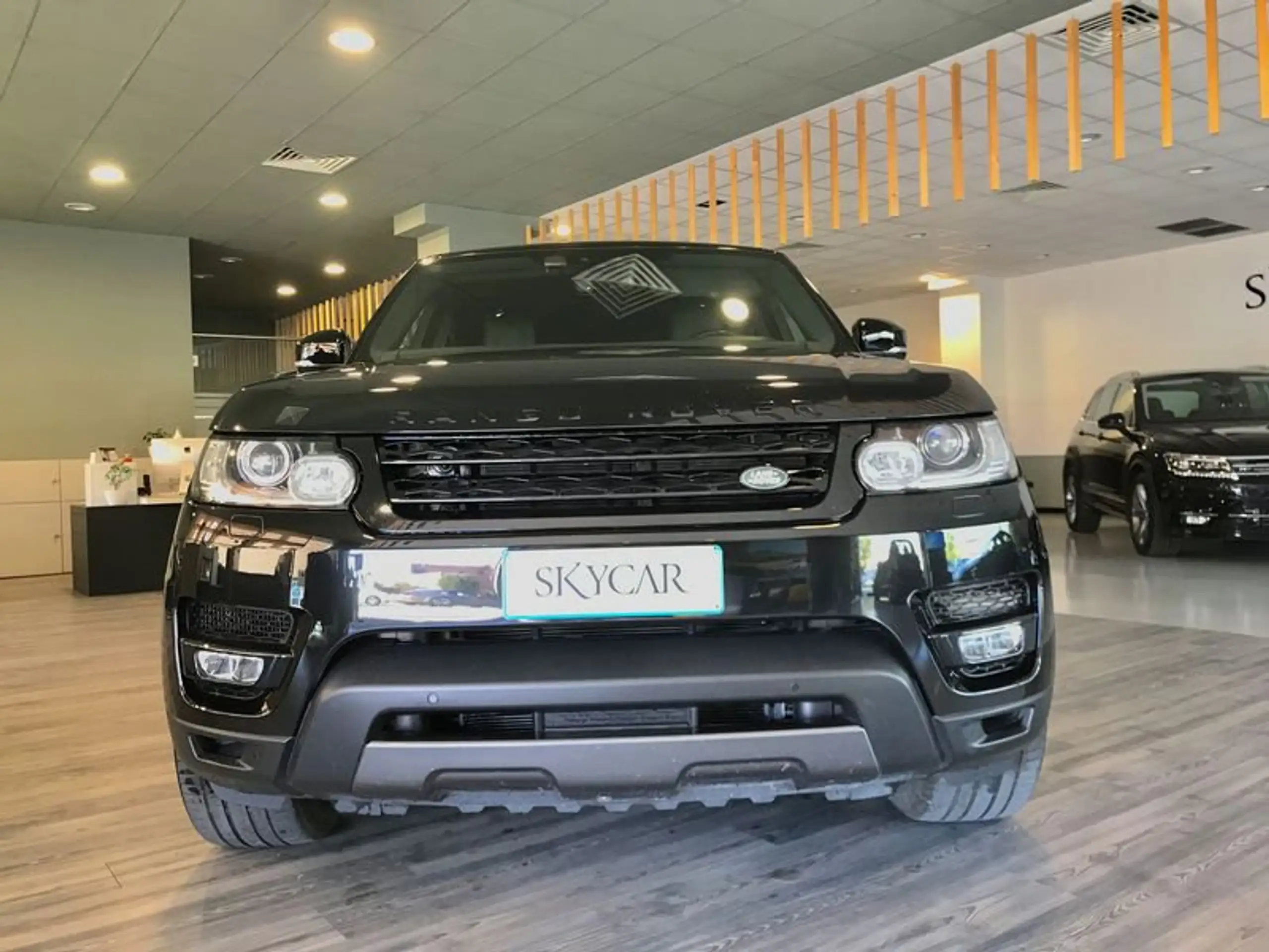 Land Rover - Range Rover Sport