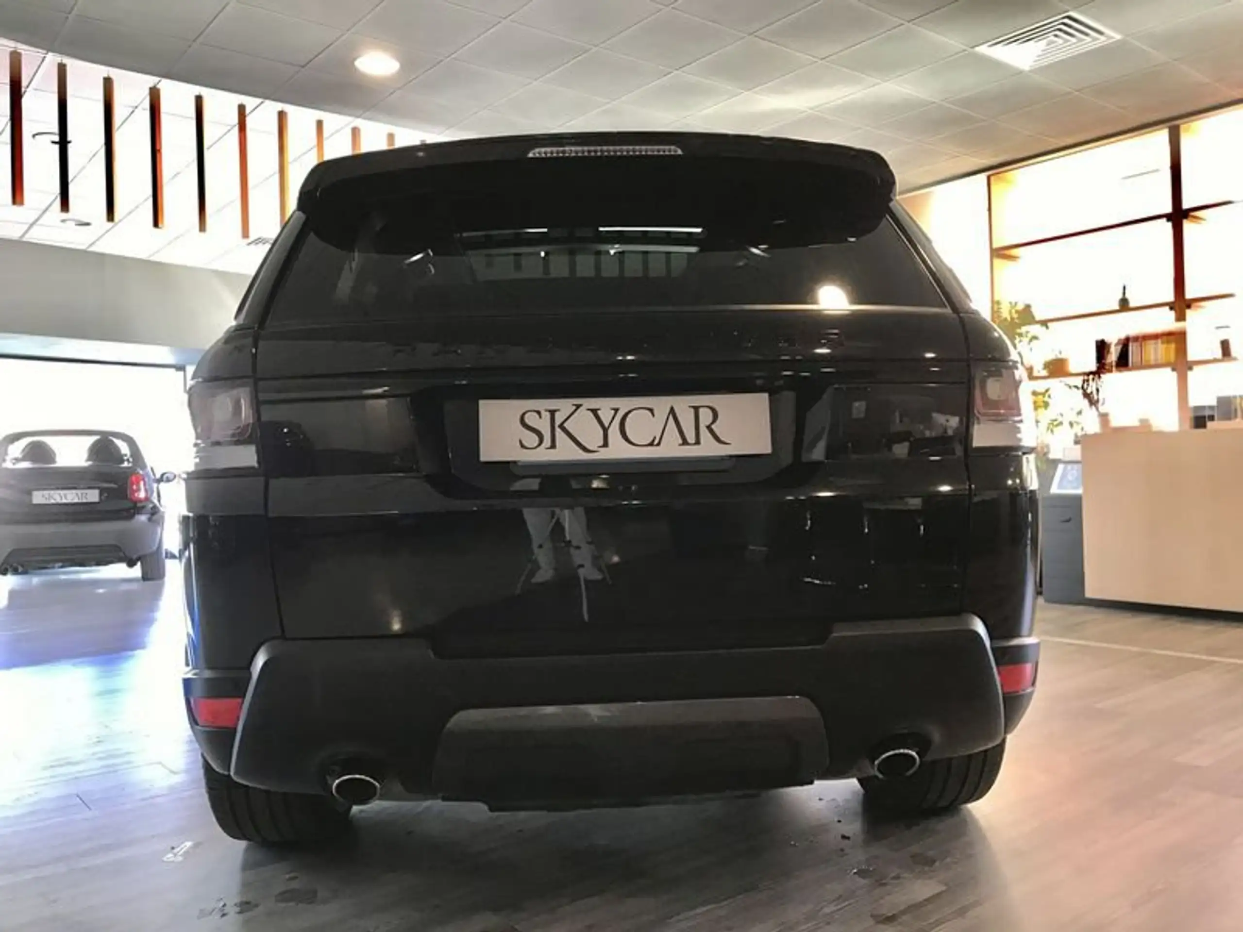 Land Rover - Range Rover Sport