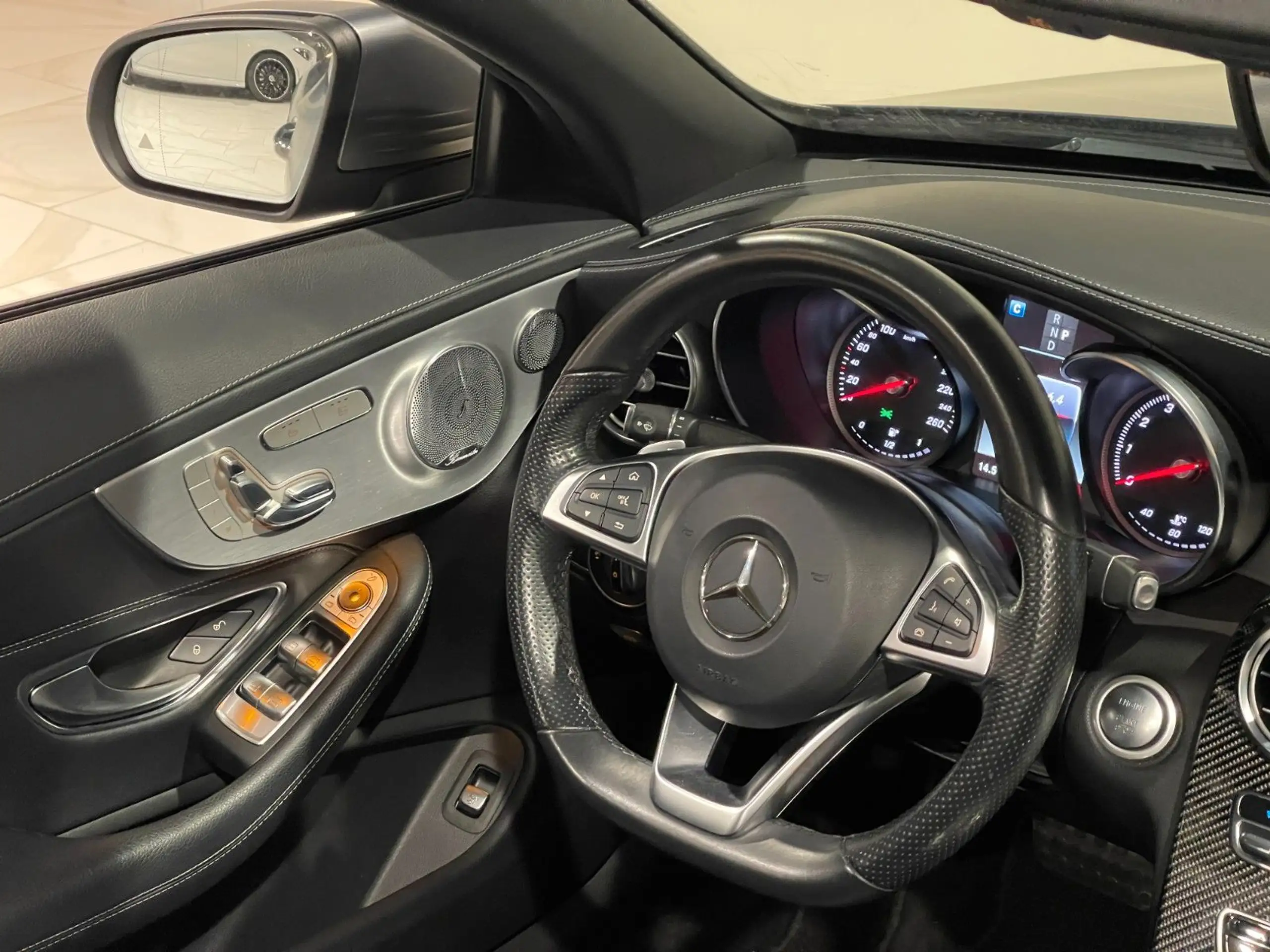 Mercedes-Benz - C 400