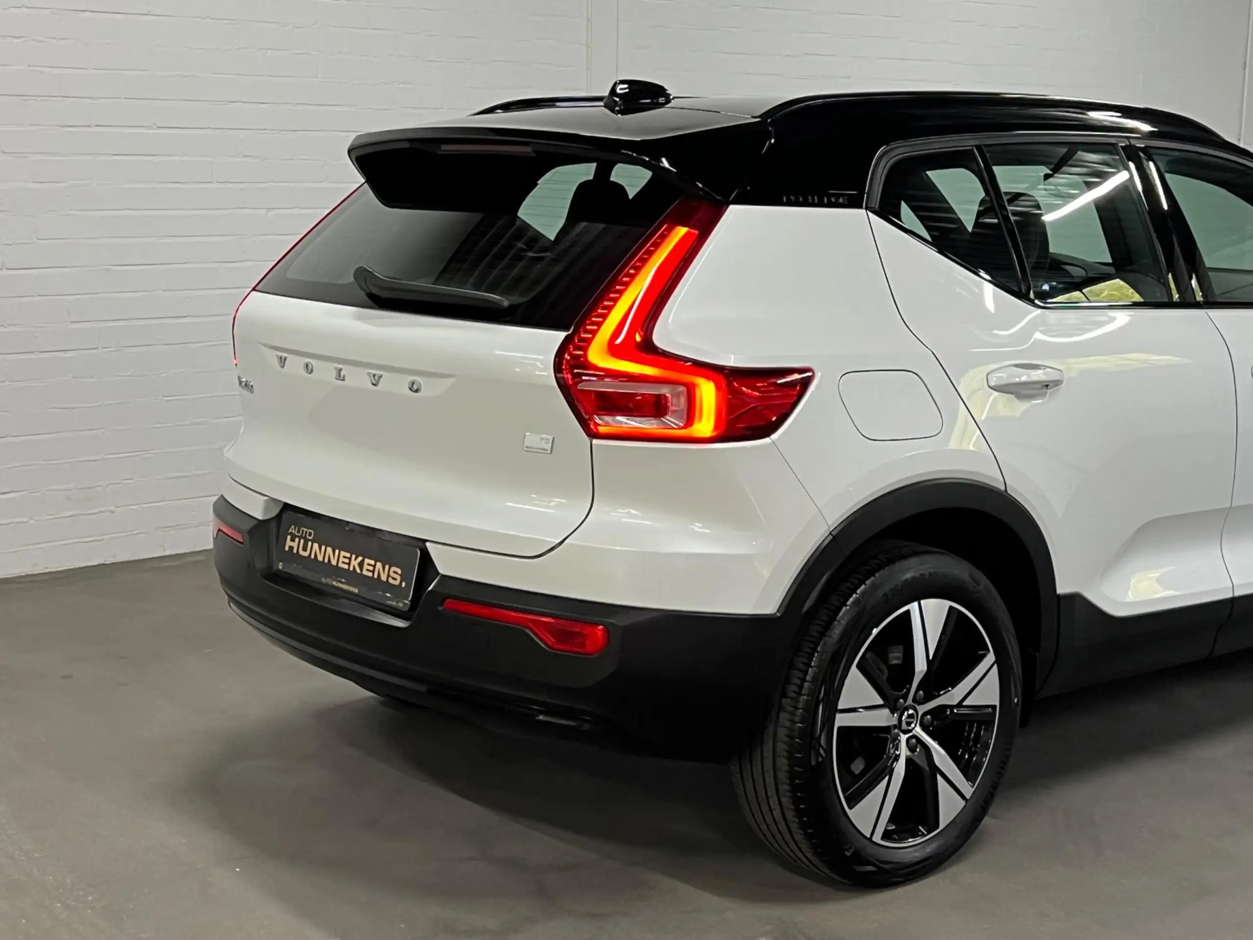 Volvo - XC40