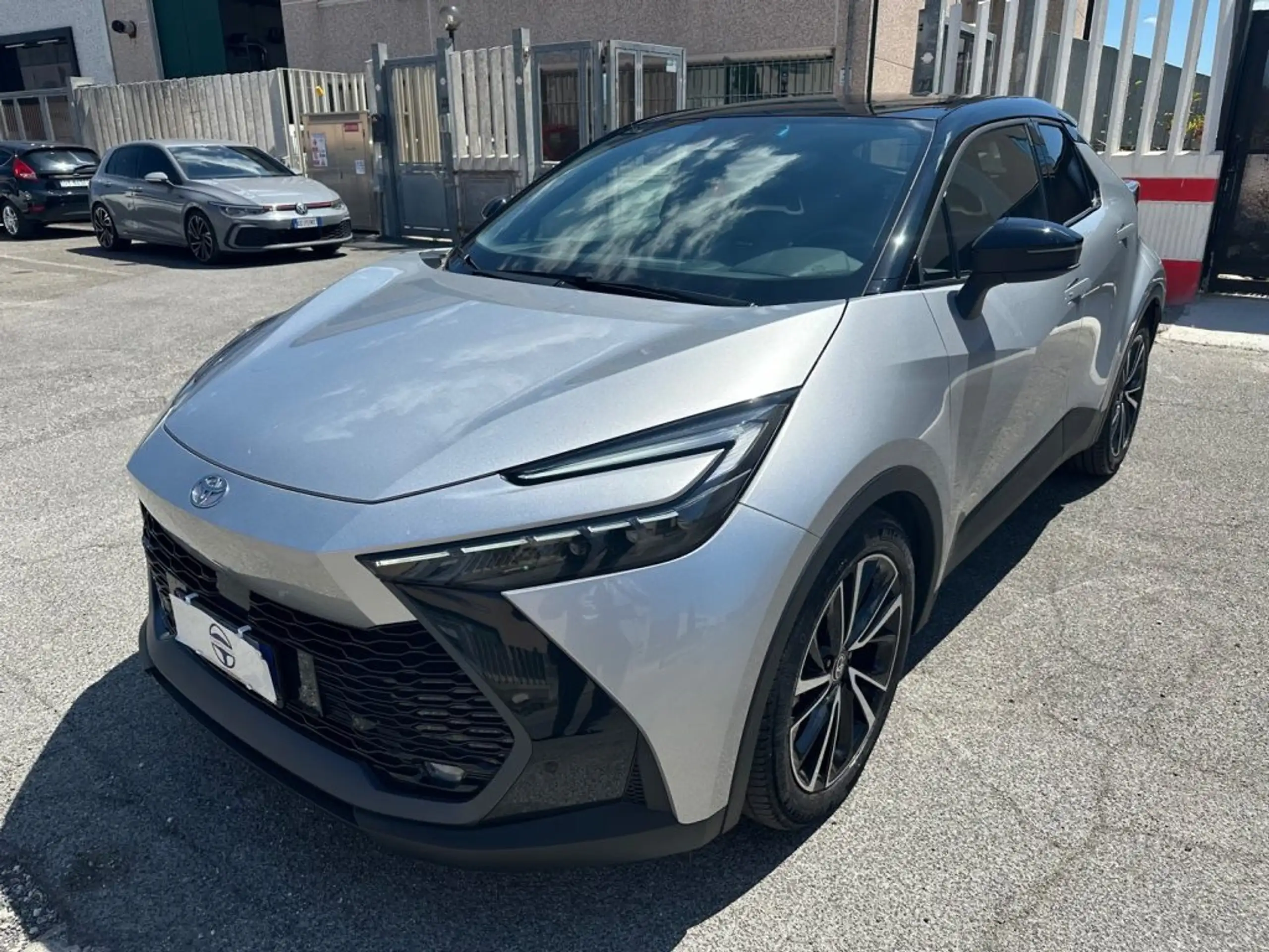 Toyota - C-HR