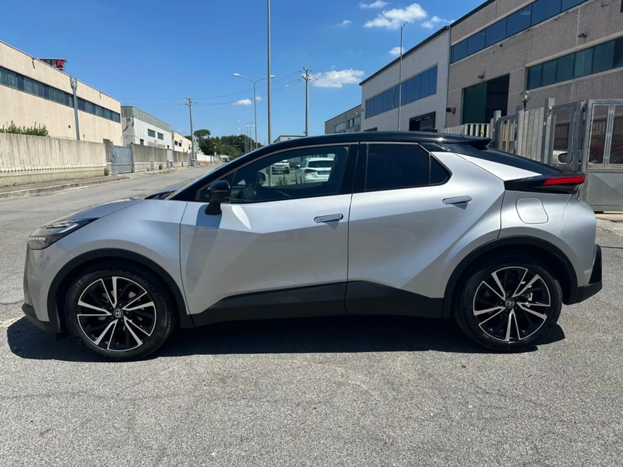 Toyota - C-HR