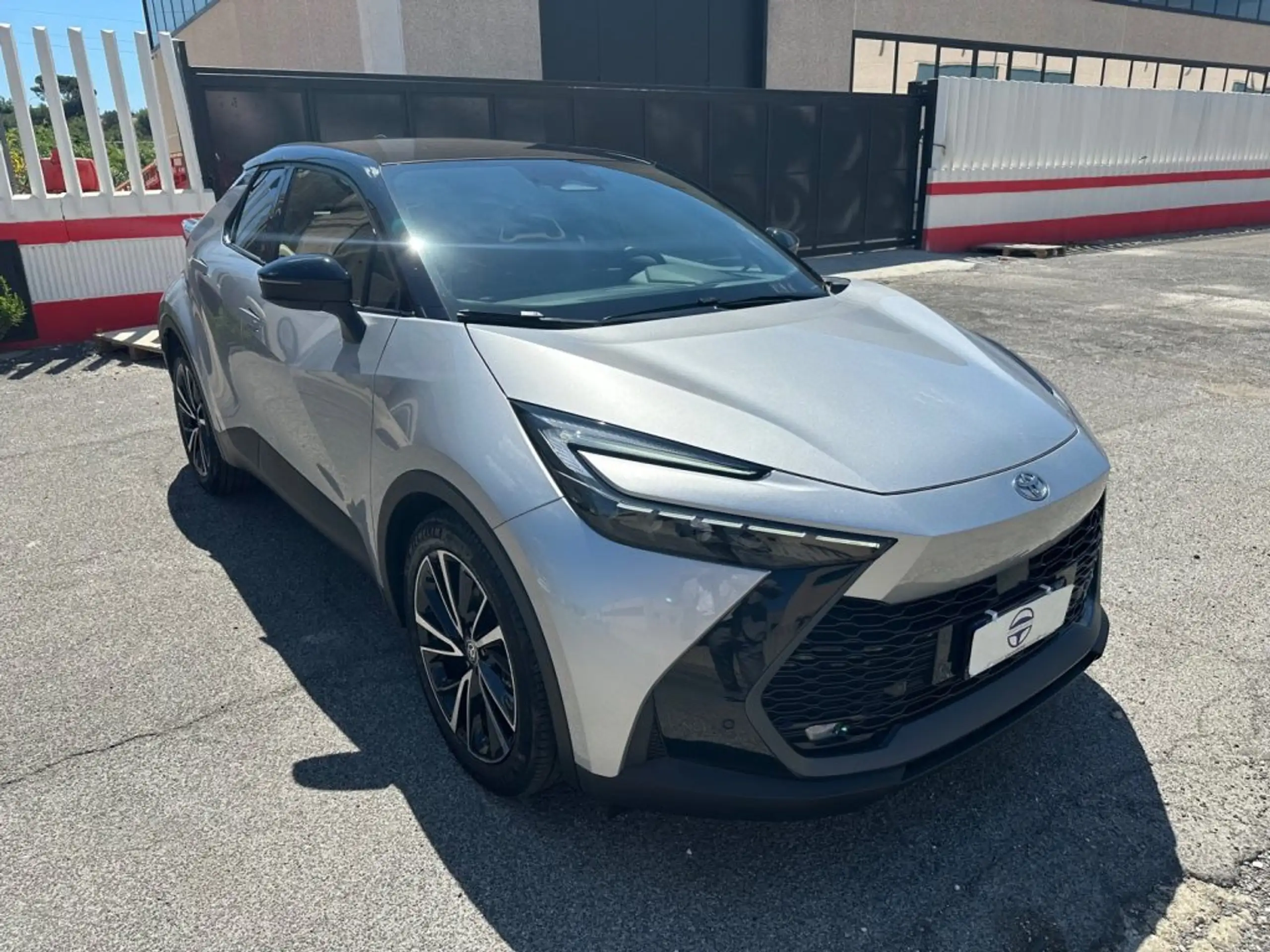 Toyota - C-HR