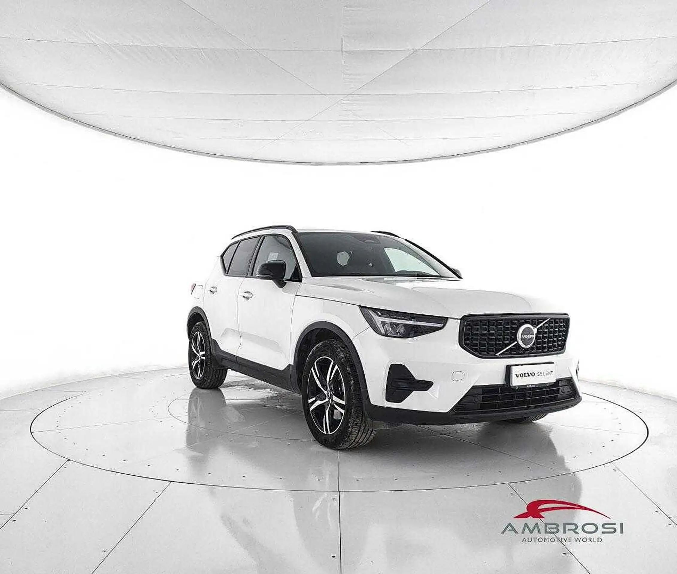 Volvo - XC40