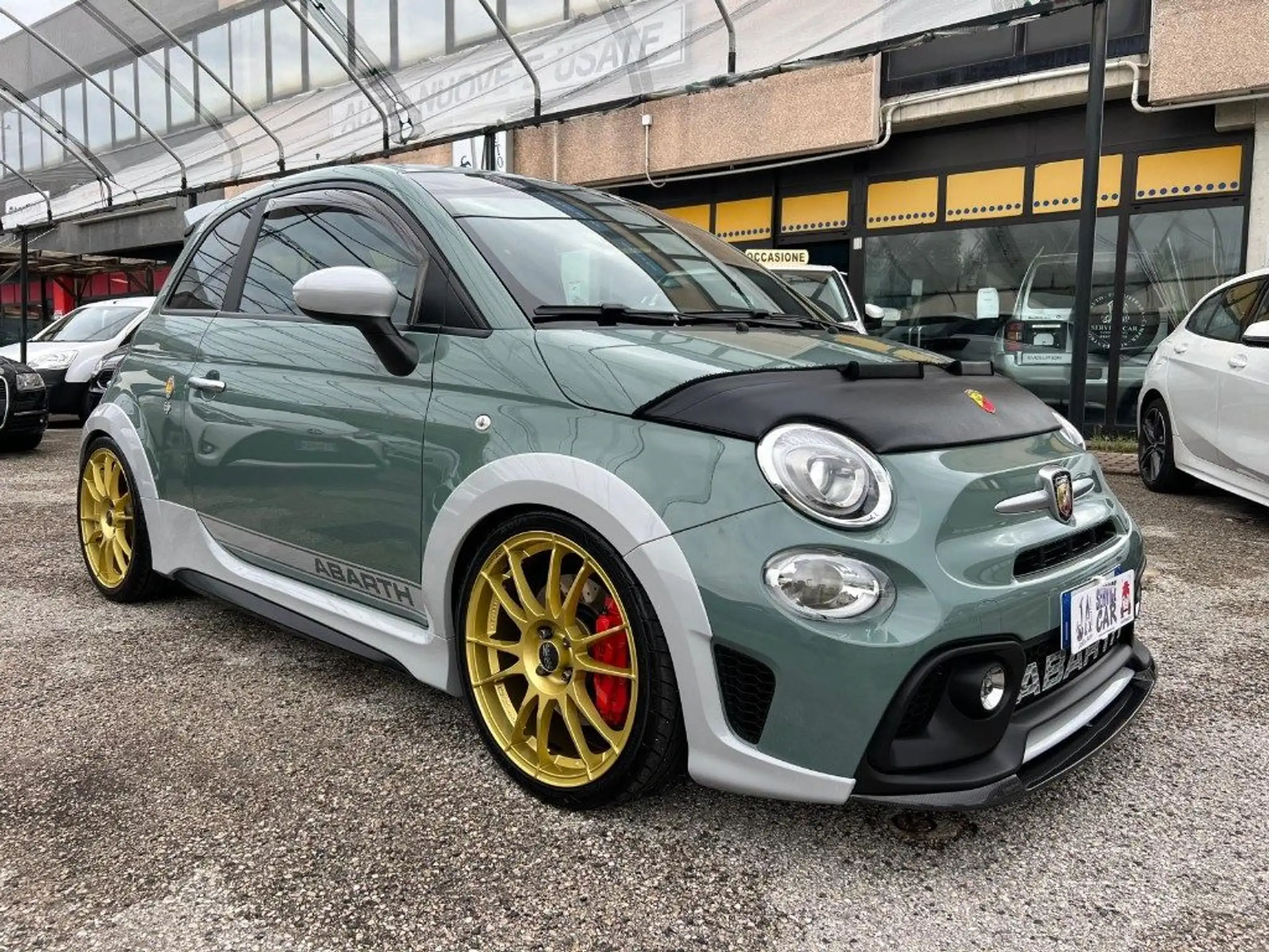 Abarth - 695