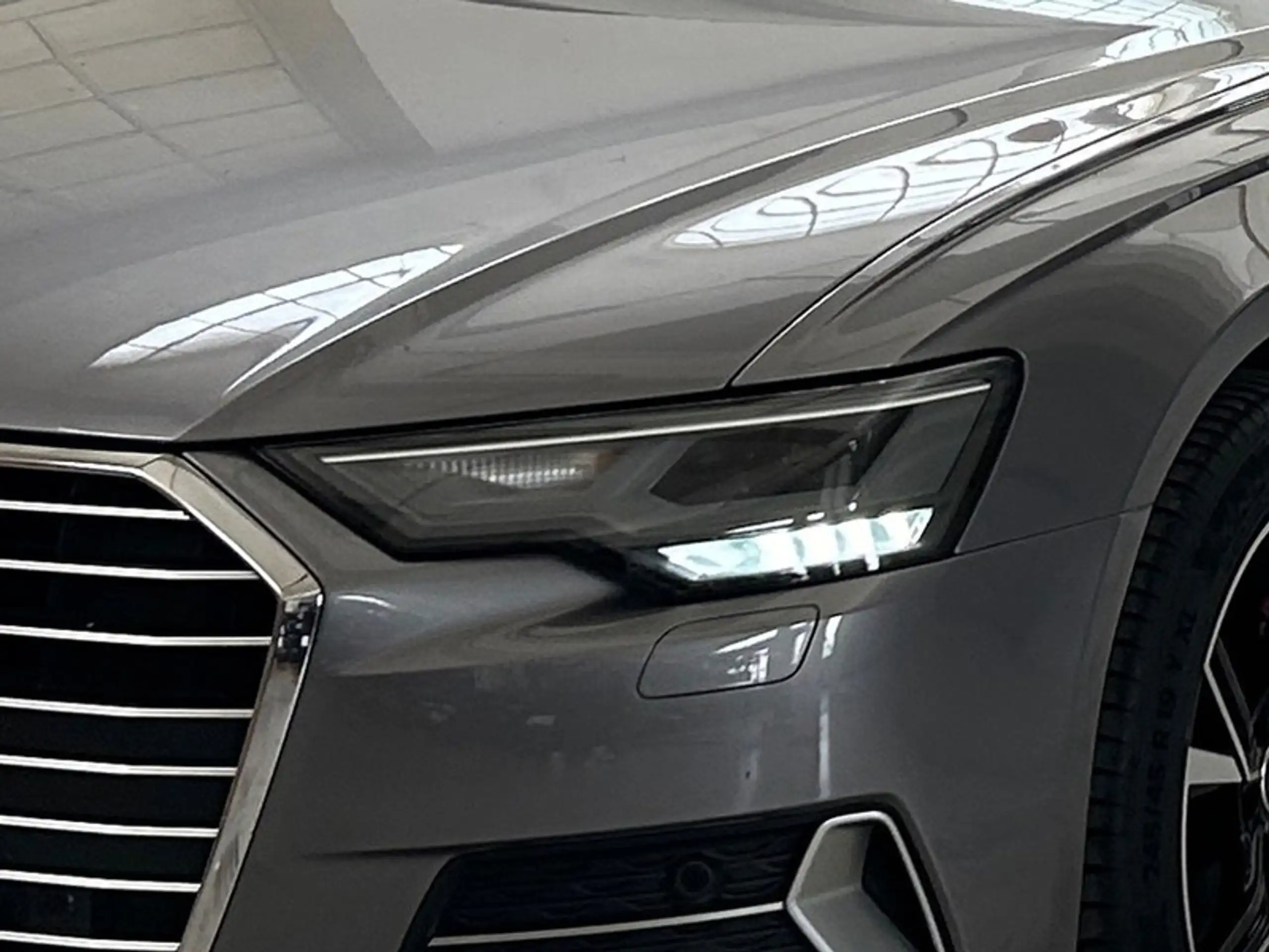 Audi - A6