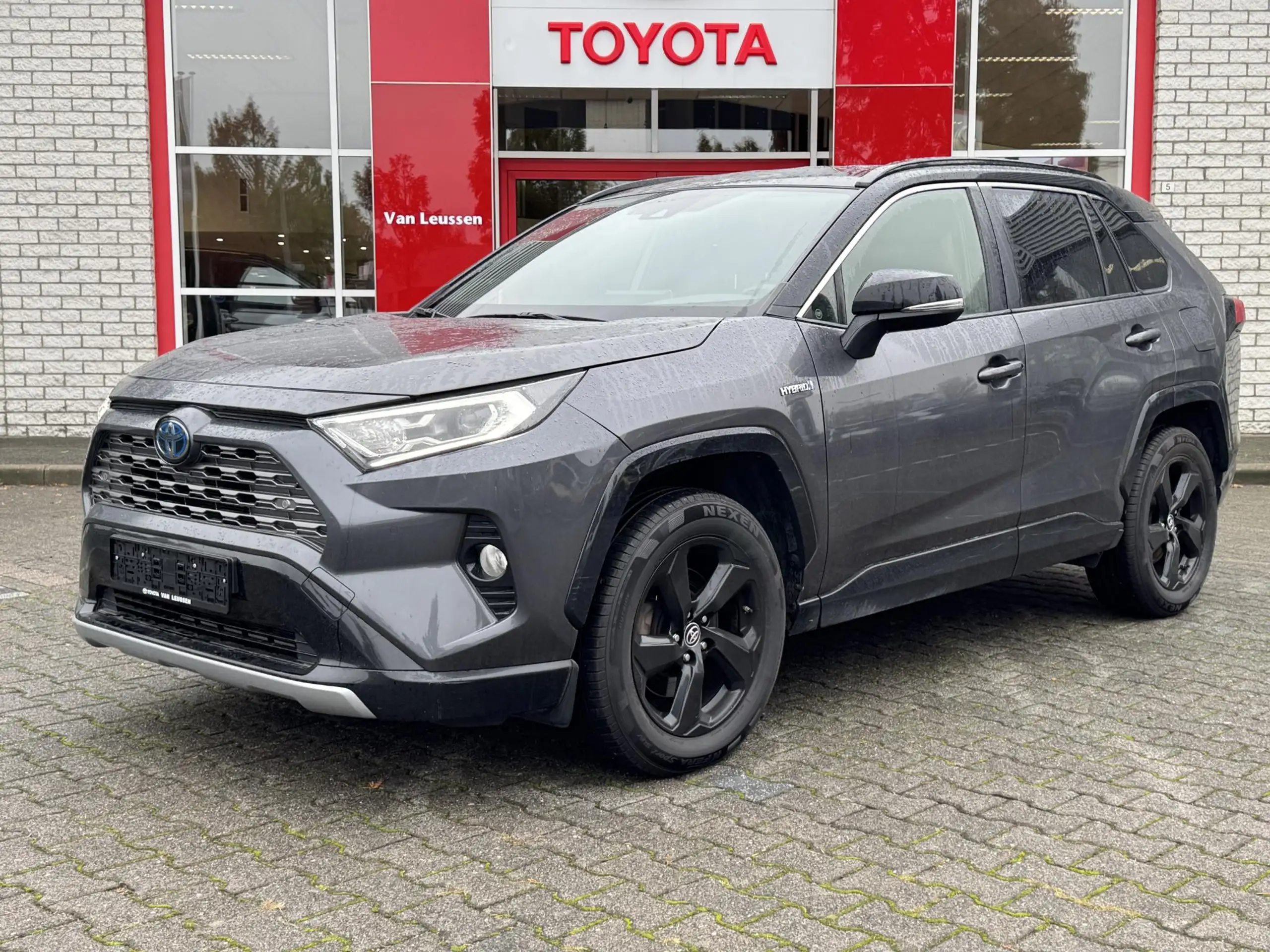 Toyota - RAV 4