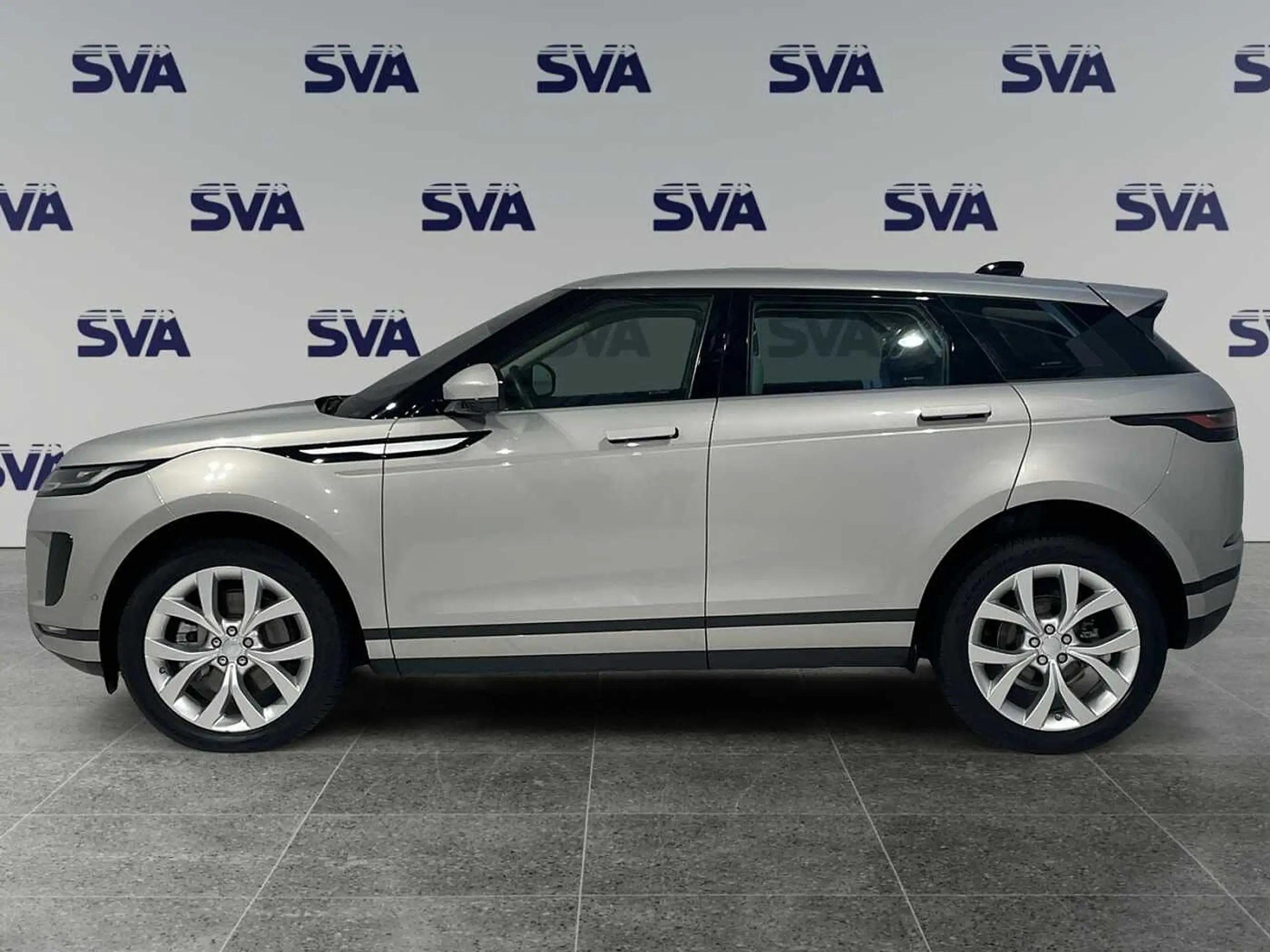 Land Rover - Range Rover Evoque