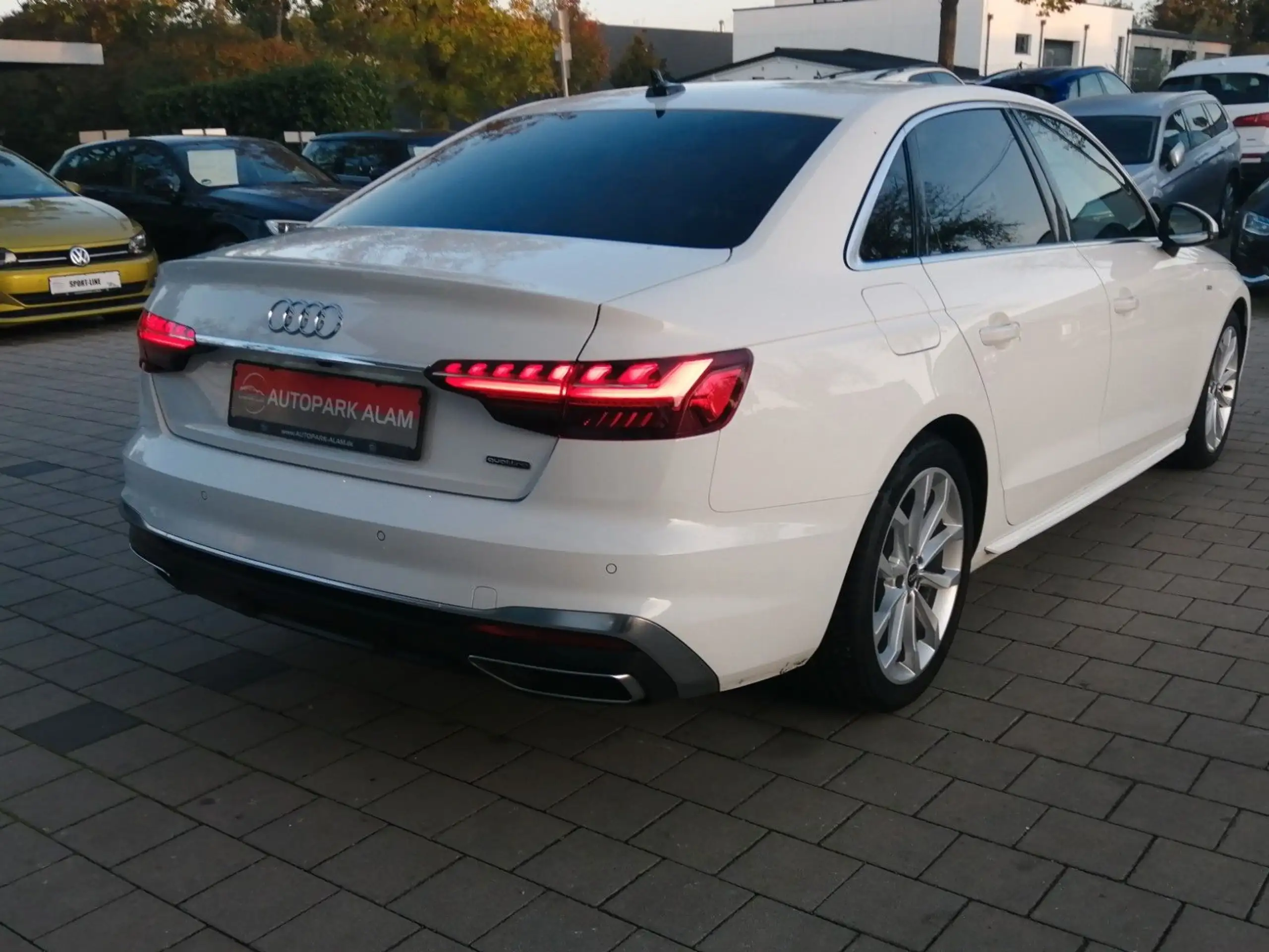 Audi - A4