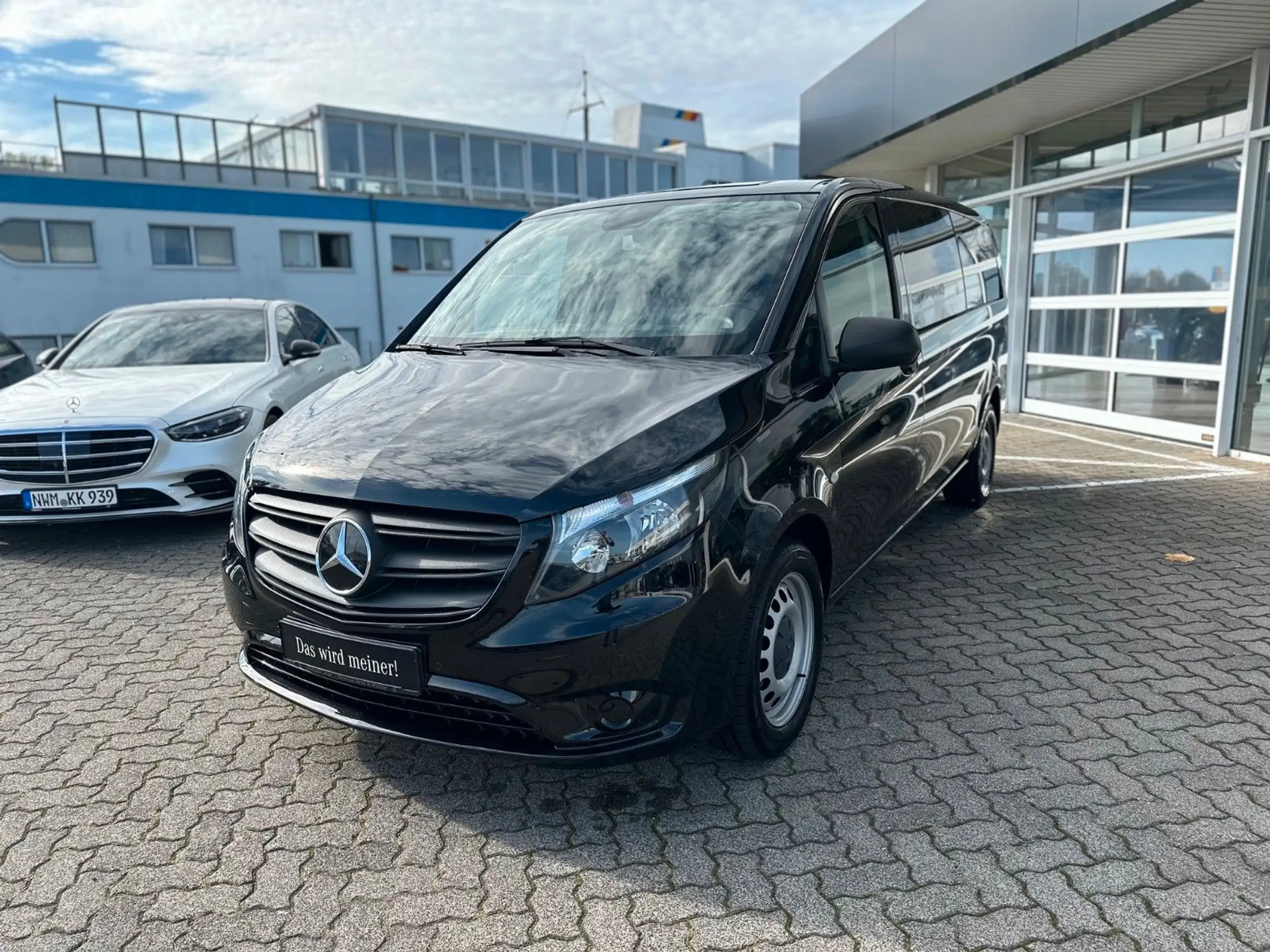 Mercedes-Benz - Vito