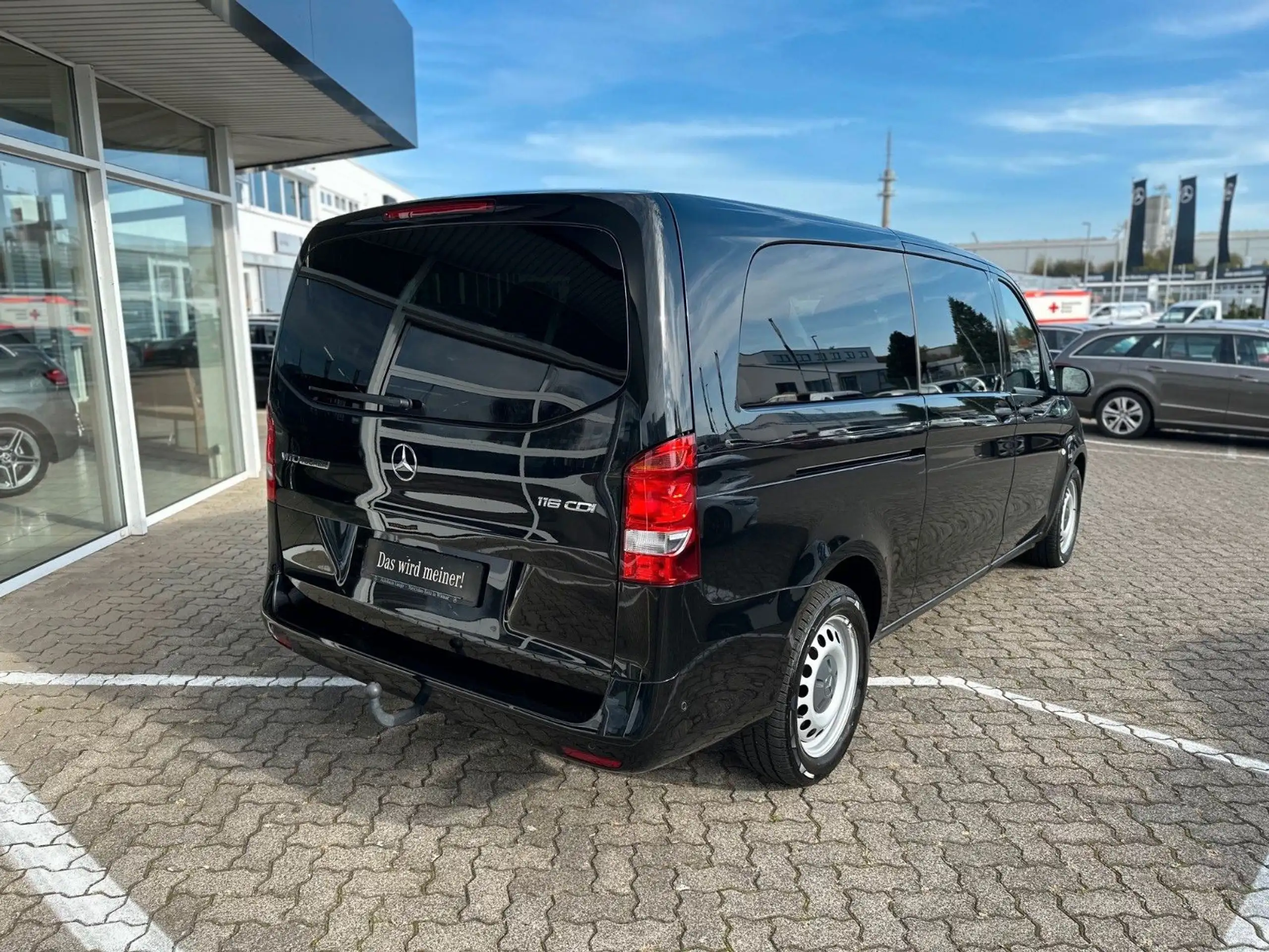 Mercedes-Benz - Vito