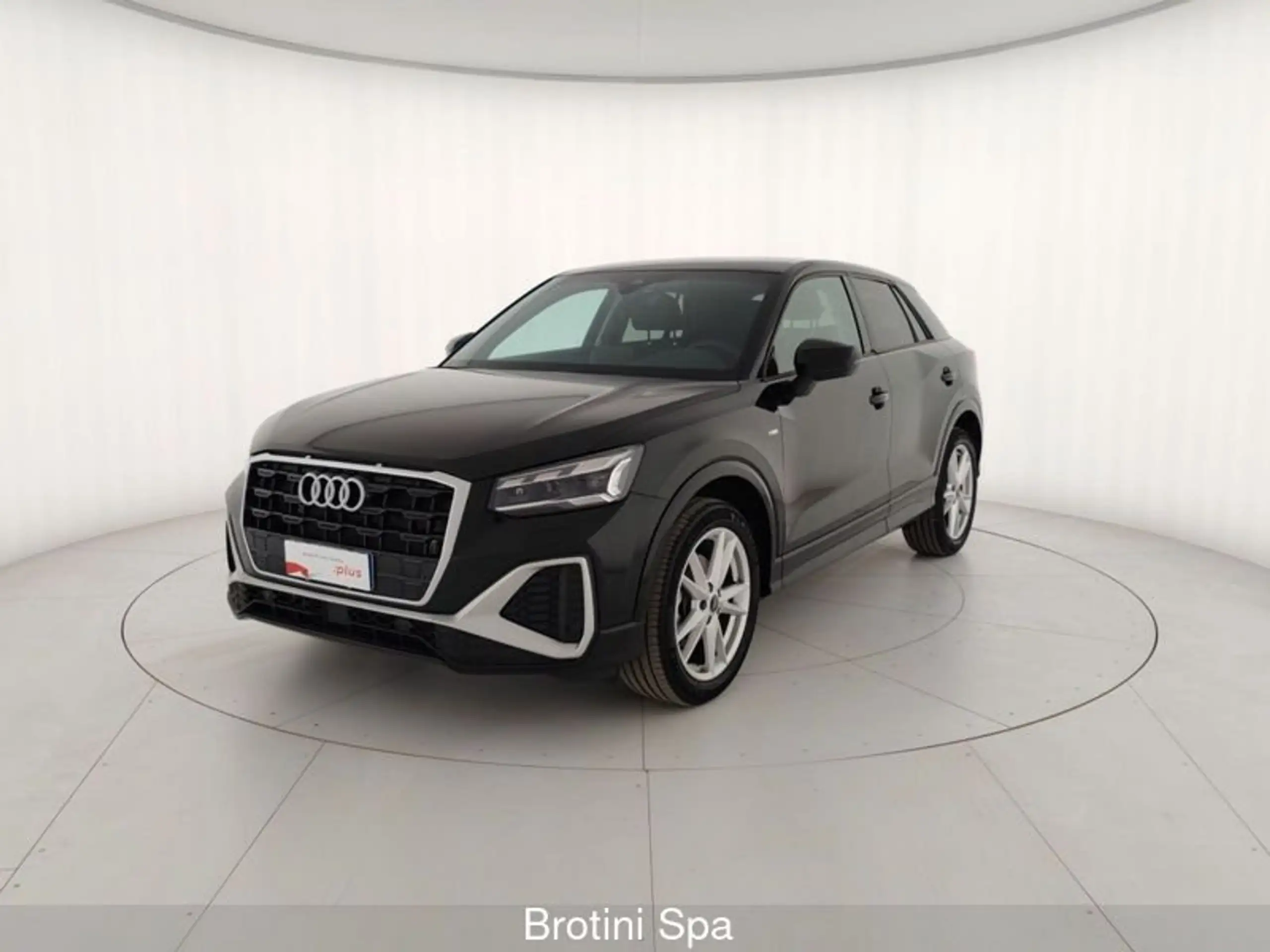 Audi - Q2