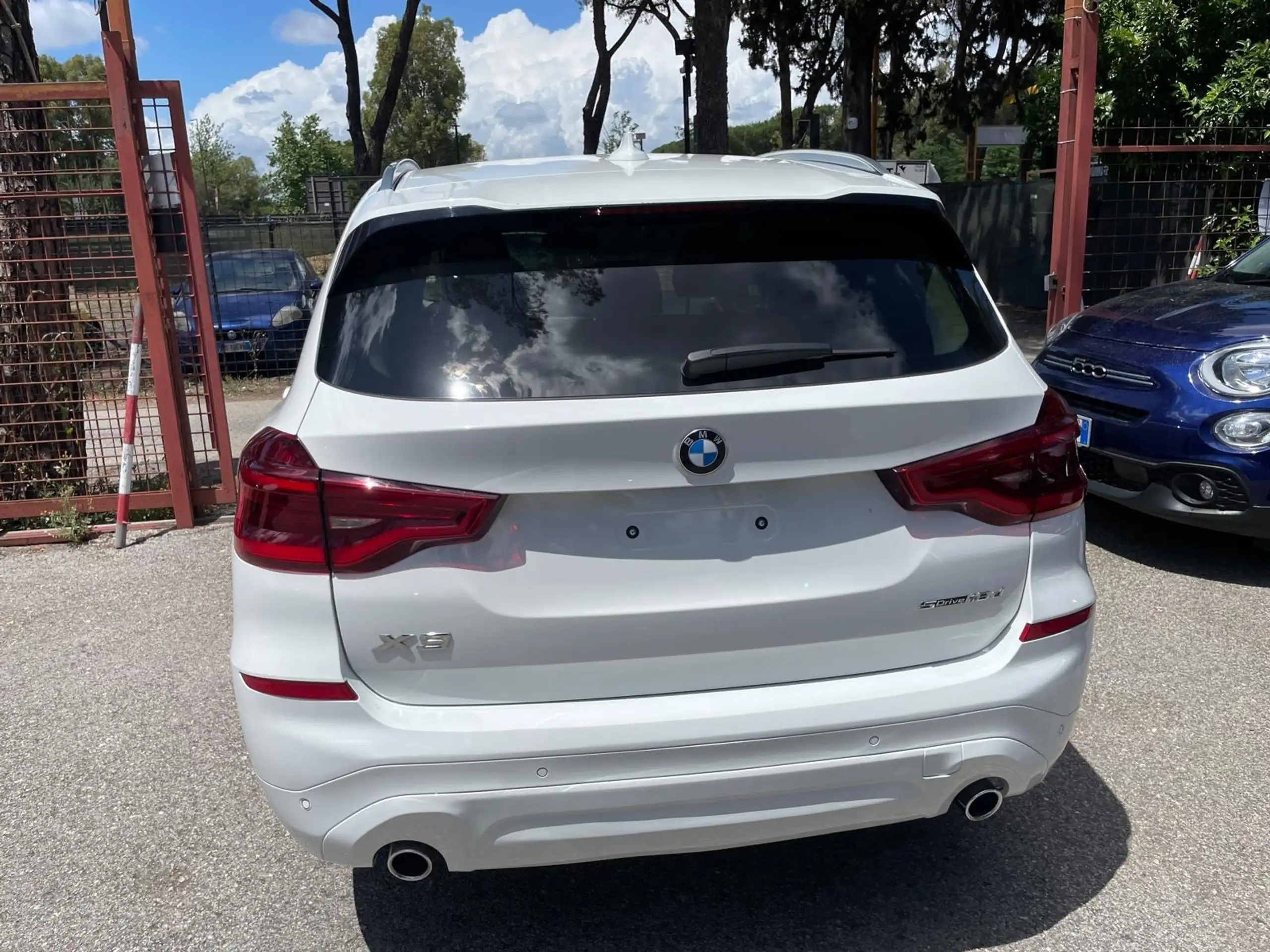 BMW - X3