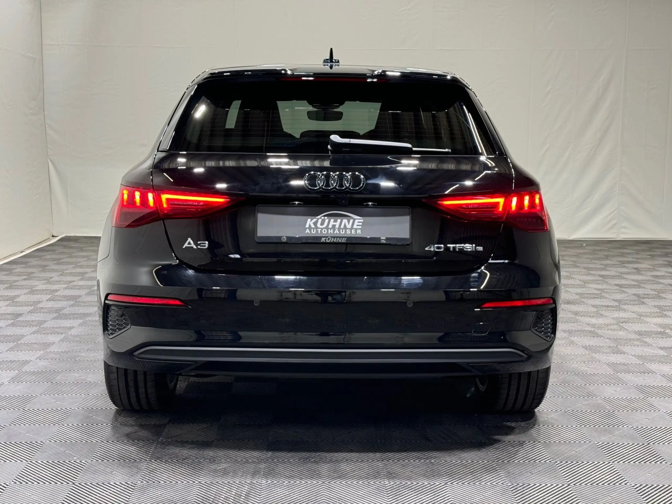 Audi - A3