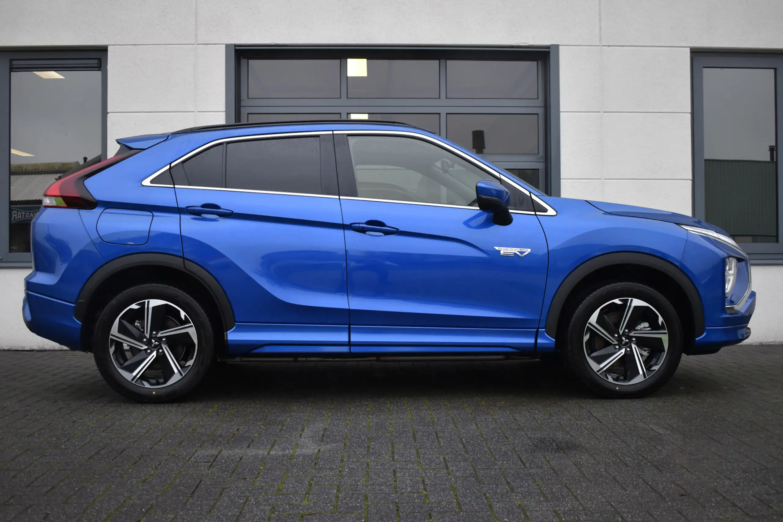 Mitsubishi - Eclipse Cross