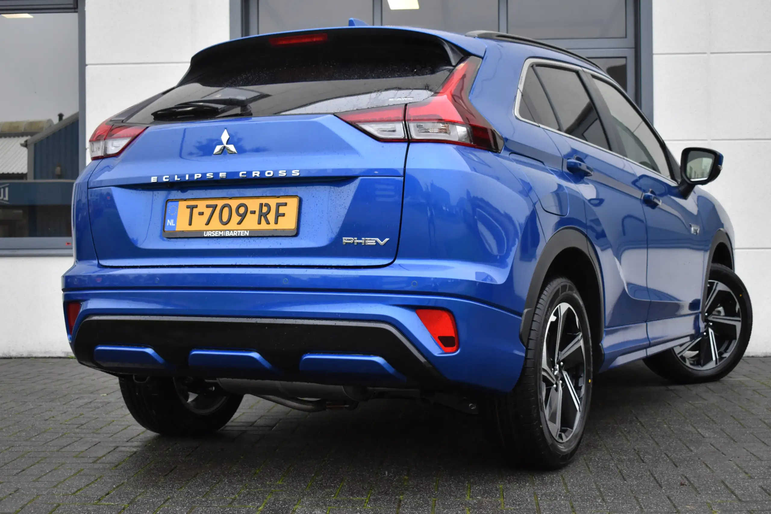 Mitsubishi - Eclipse Cross