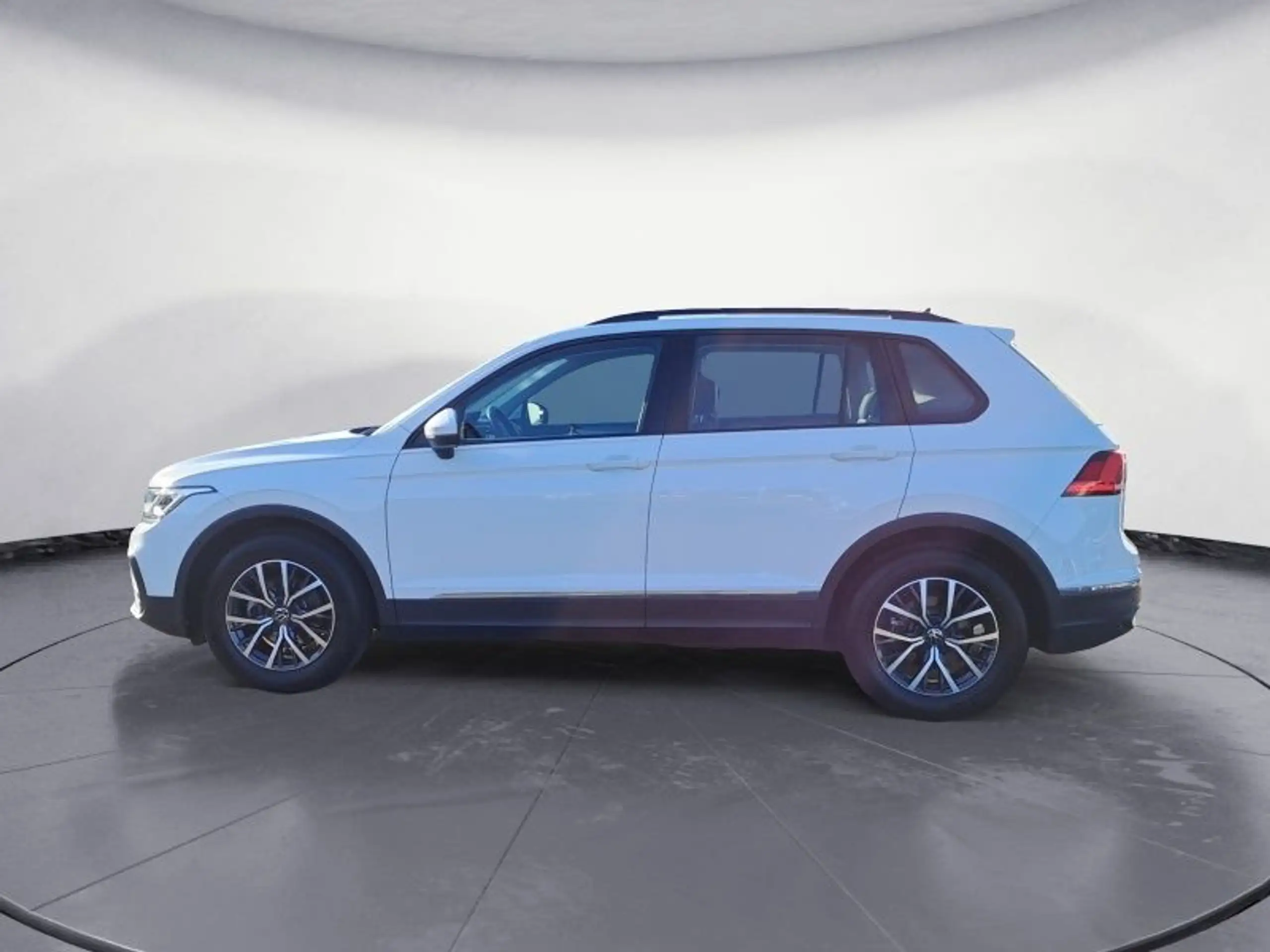 Volkswagen - Tiguan